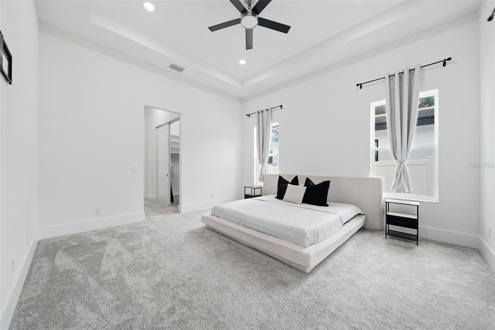 555 SANCTUARY GOLF PL
