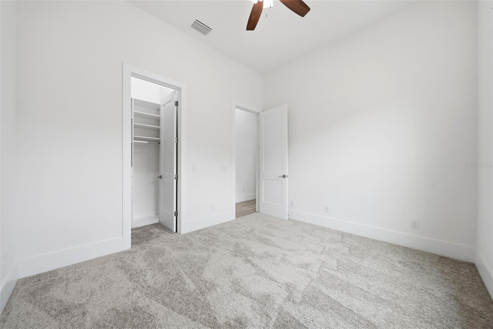 555 SANCTUARY GOLF PL