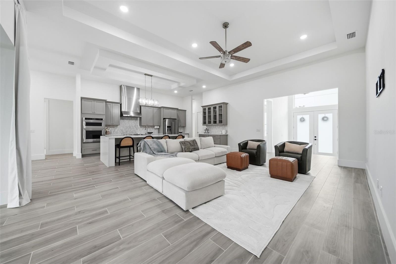 555 SANCTUARY GOLF PL