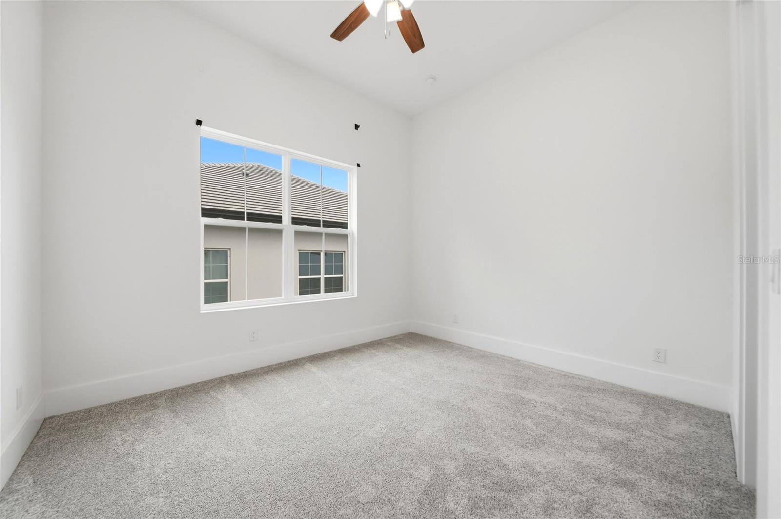 555 SANCTUARY GOLF PL