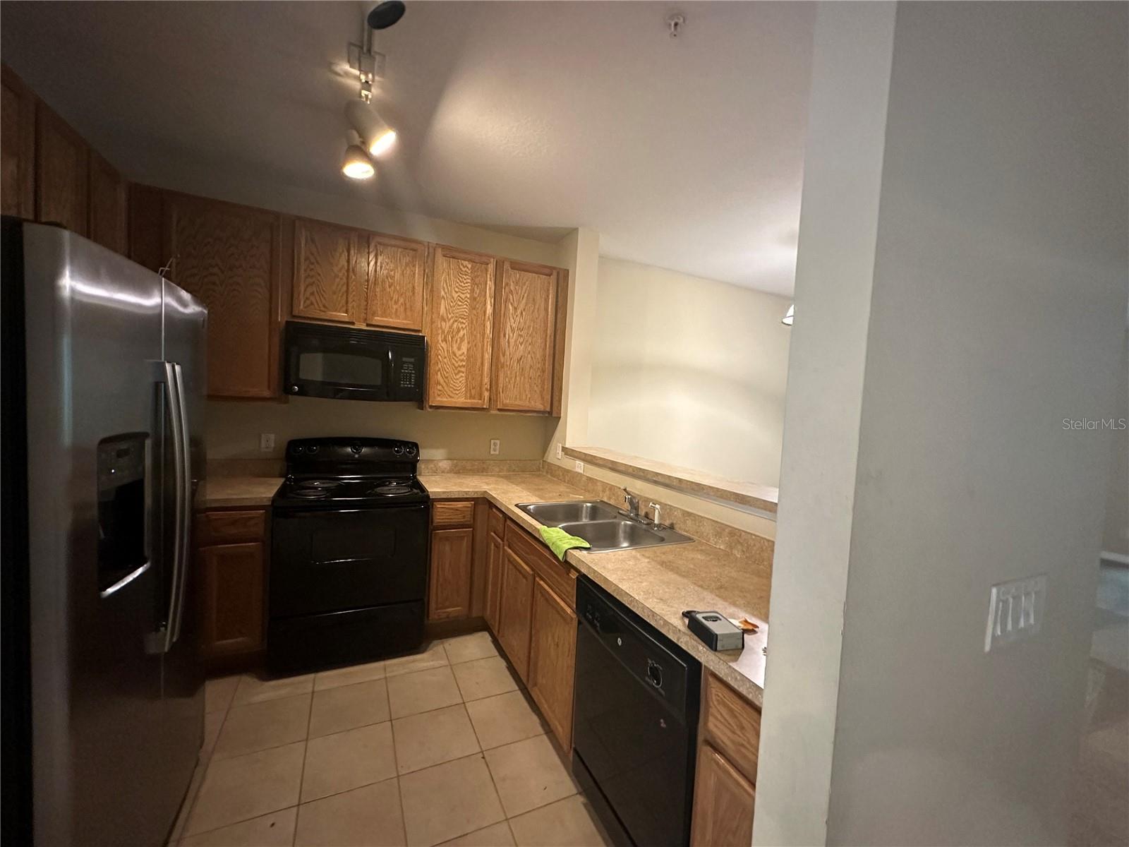 10709 REGENT SQUARE DR #1802