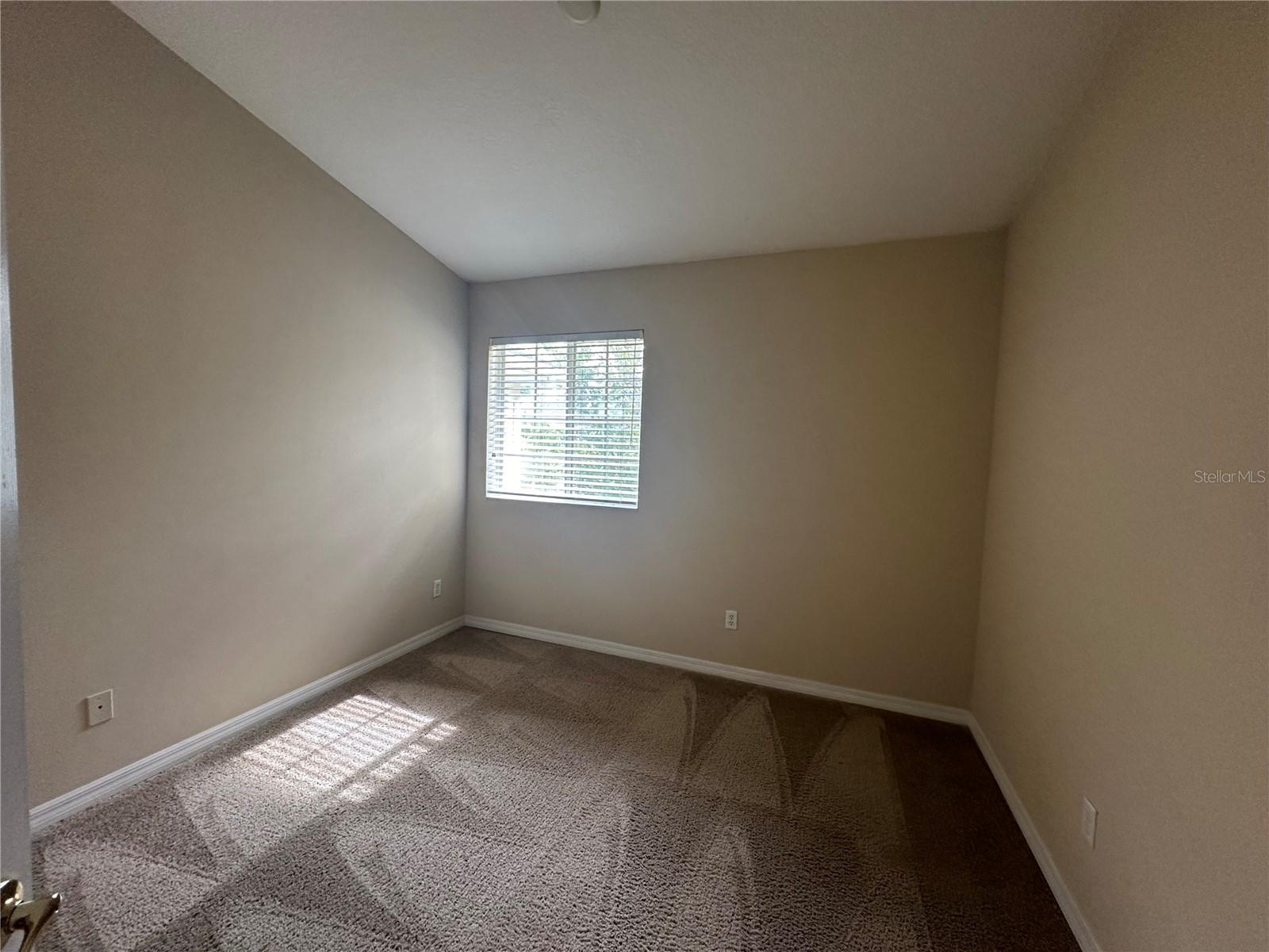 10709 REGENT SQUARE DR #1802