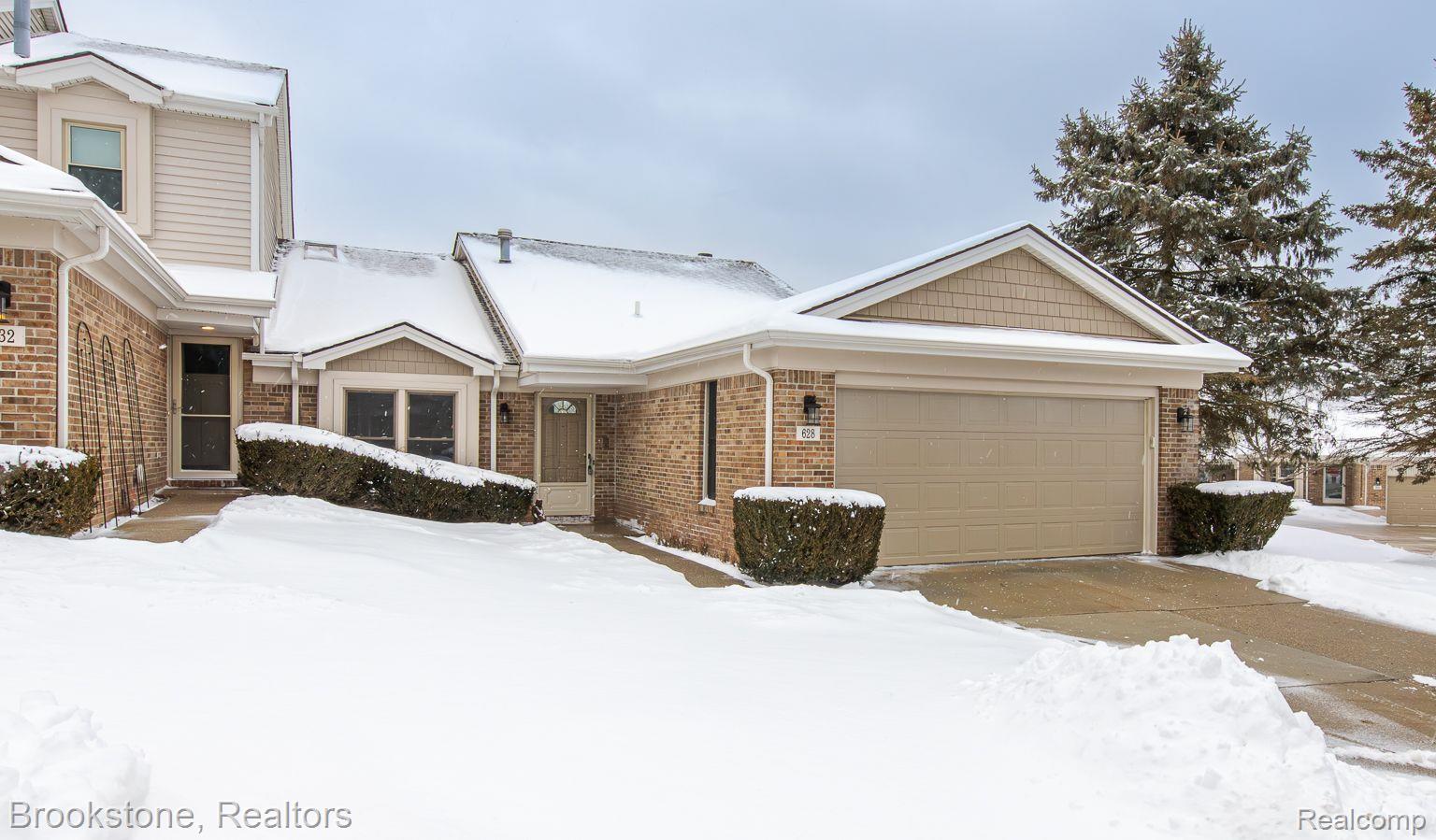 628 SUMMIT RIDGE DR