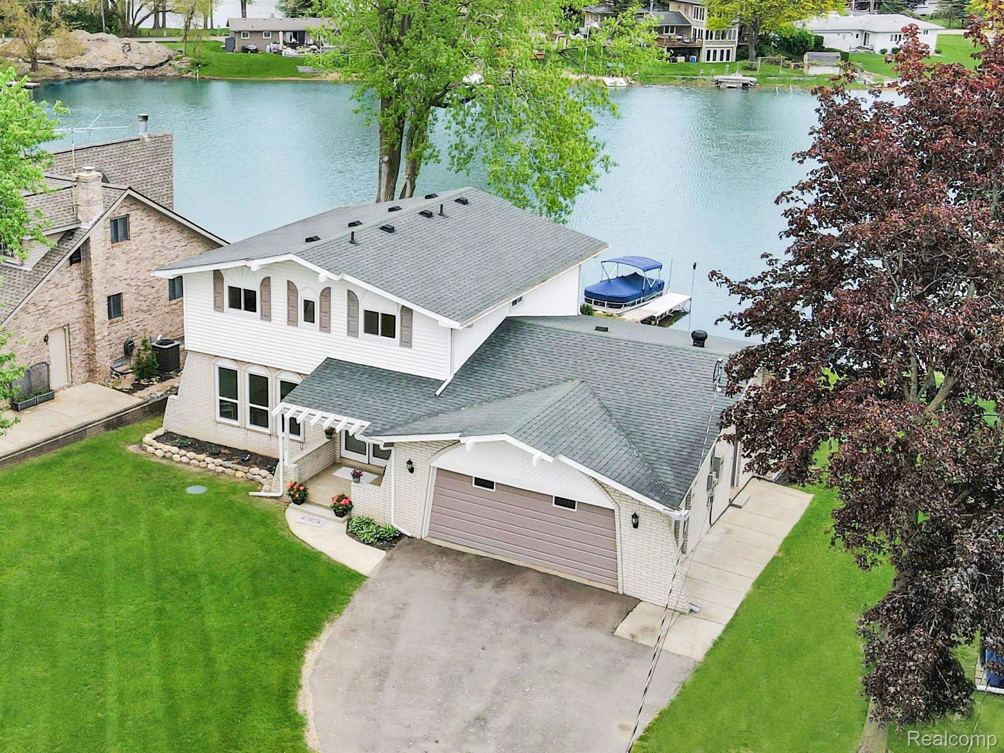 3732 LOCH DR