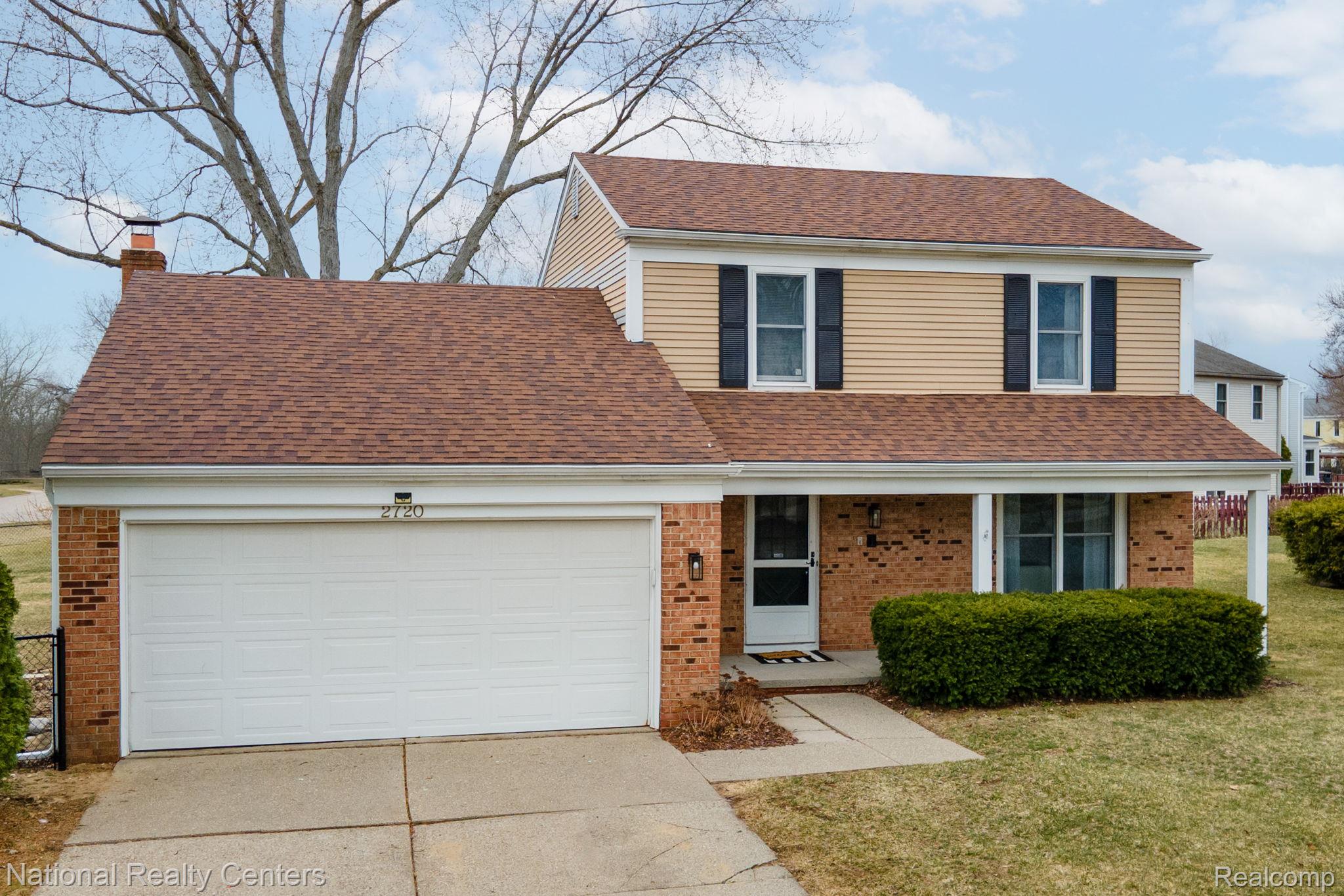 2720 Leewood Circle