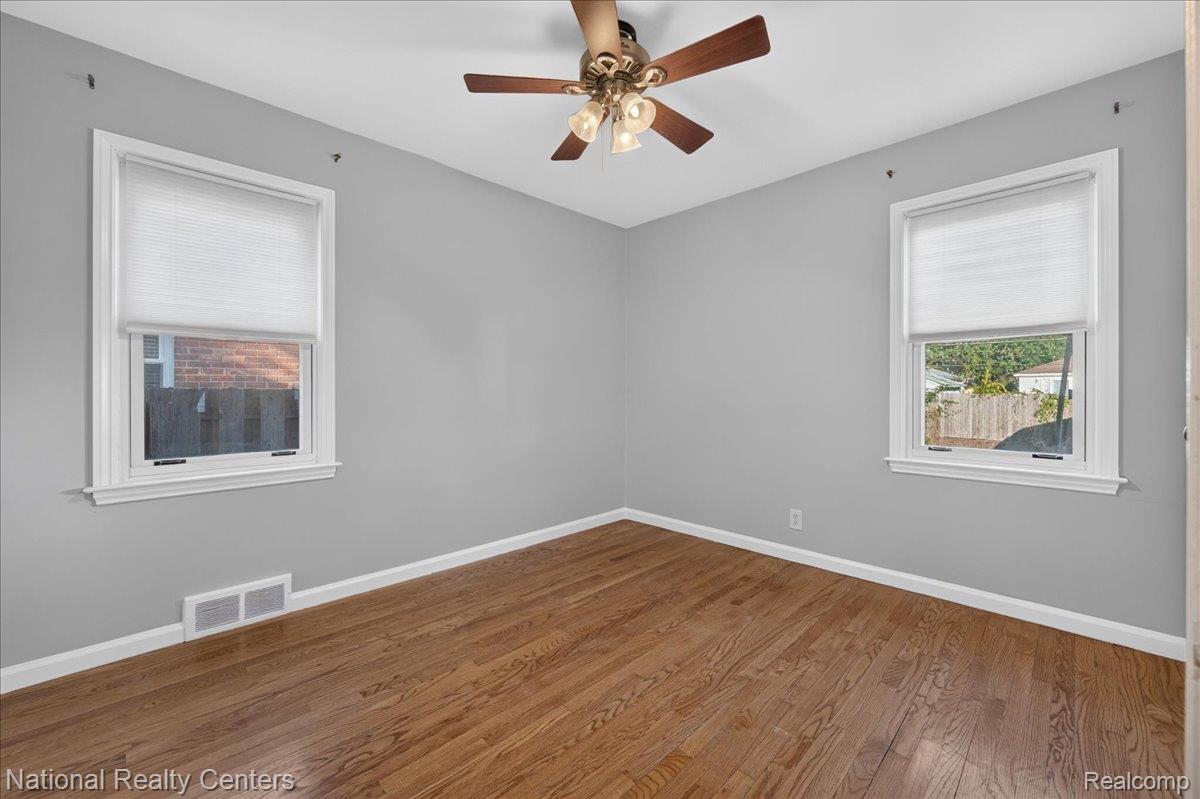 210 N Wilson Avenue