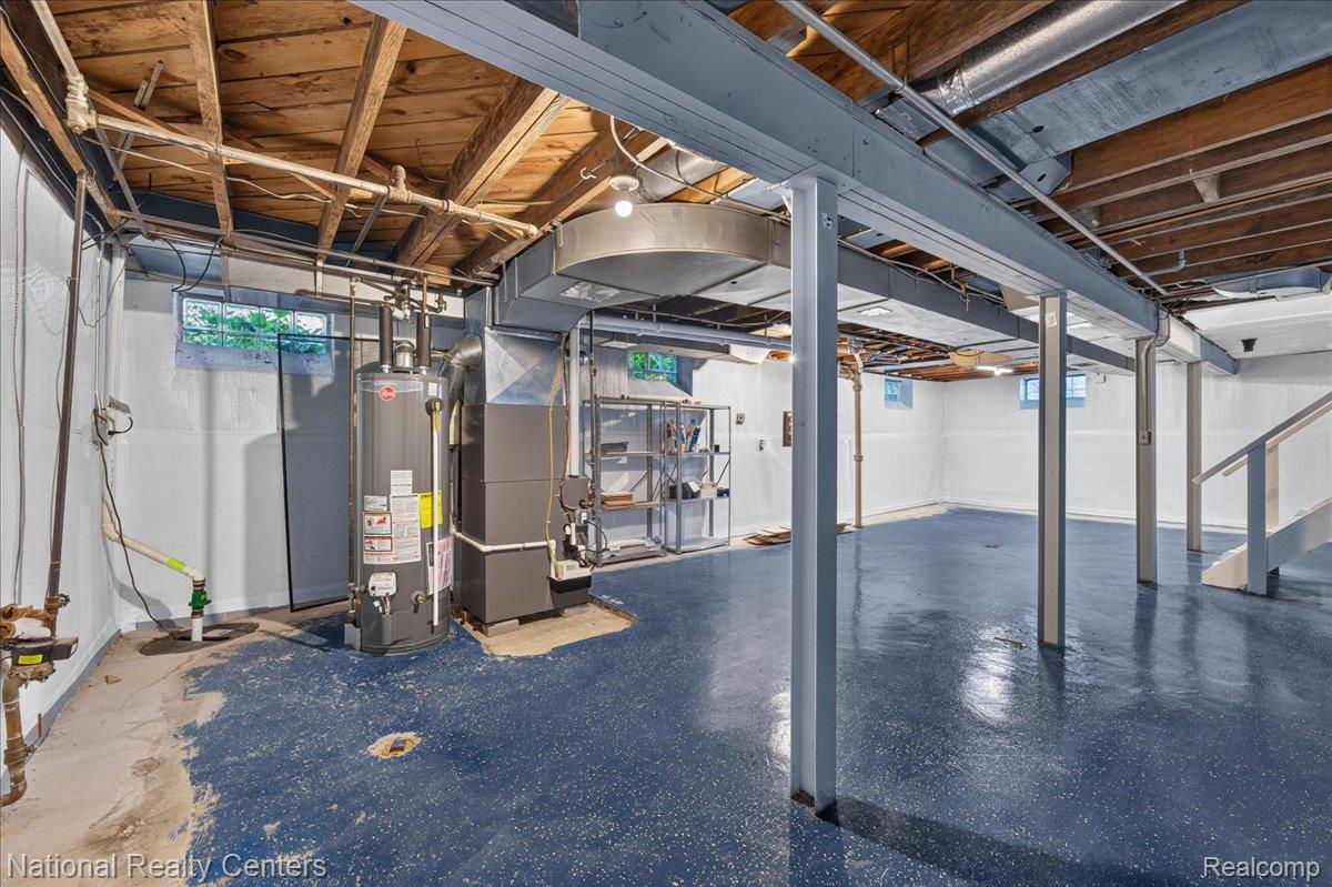 210 N Wilson Avenue