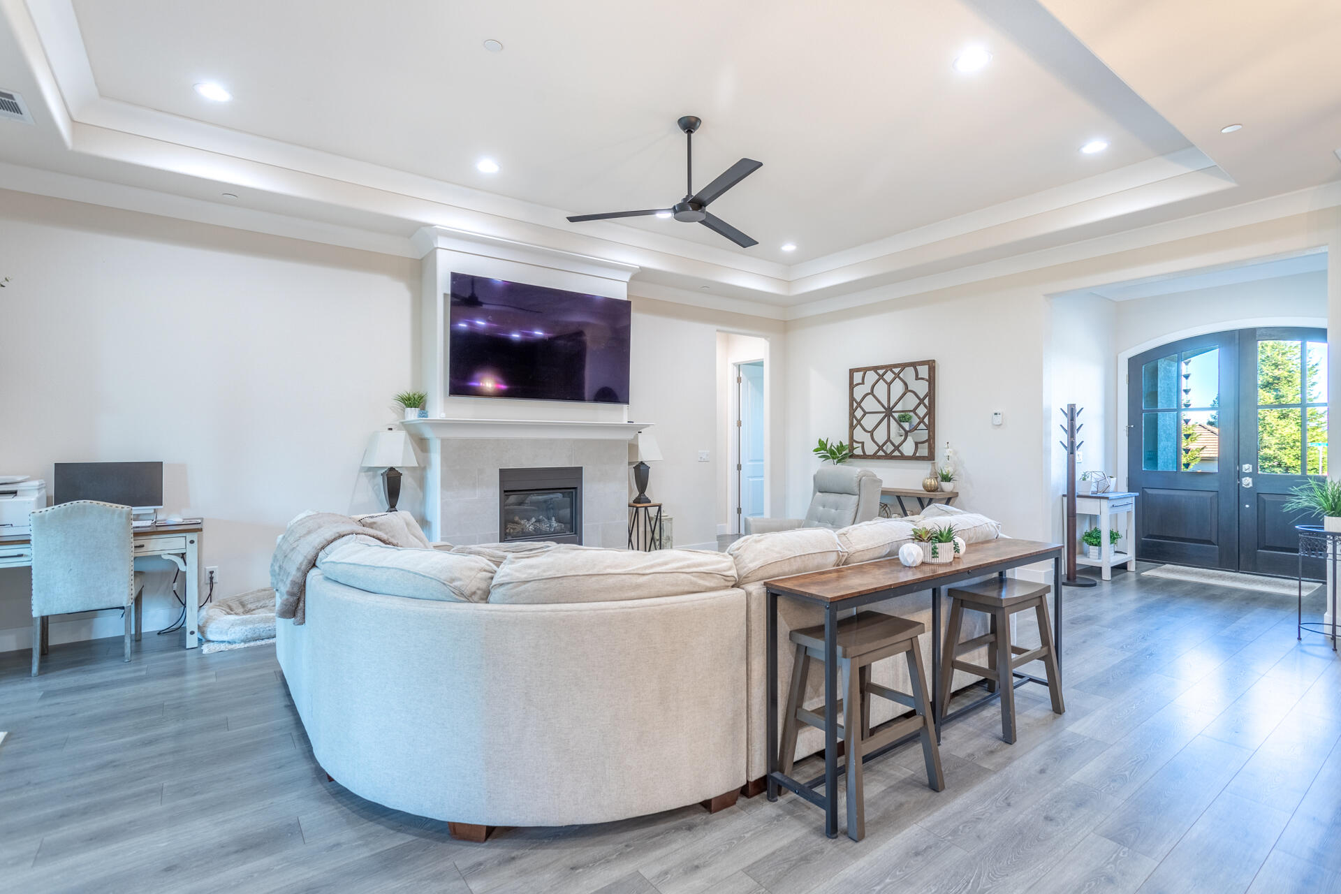 910 Santa Cruz Drive