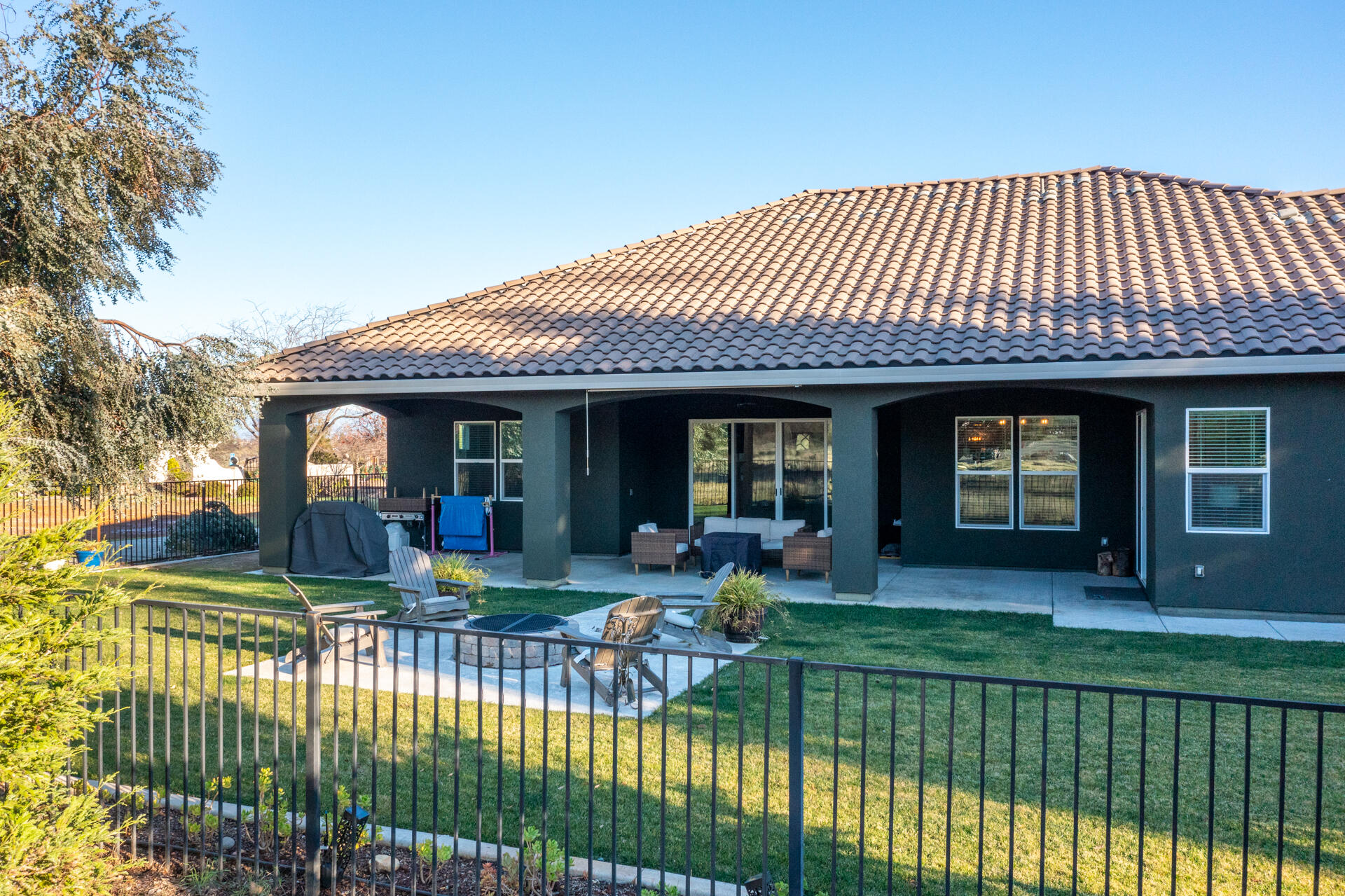 910 Santa Cruz Drive