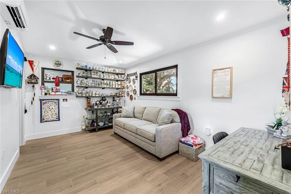 9856 Tonya CT