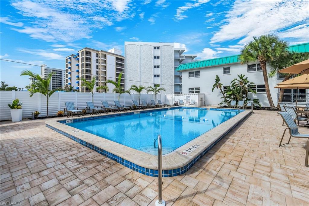 6500 Estero BLVD C113