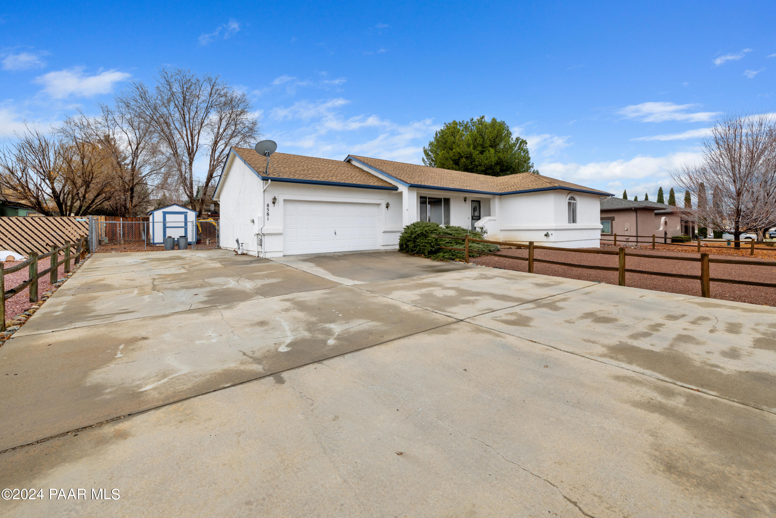 8581 E Bobcat Trail