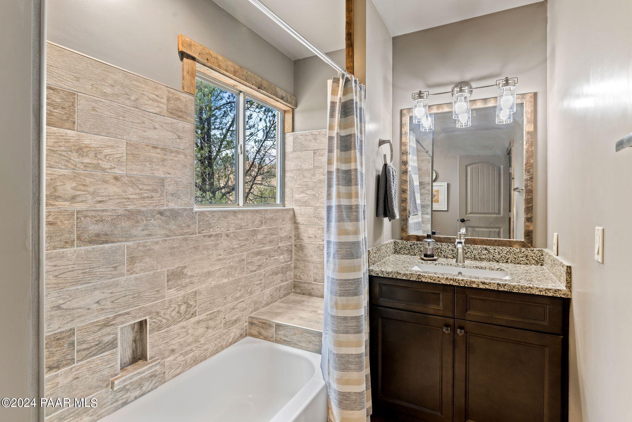 12565 N Flying Hawk Trail