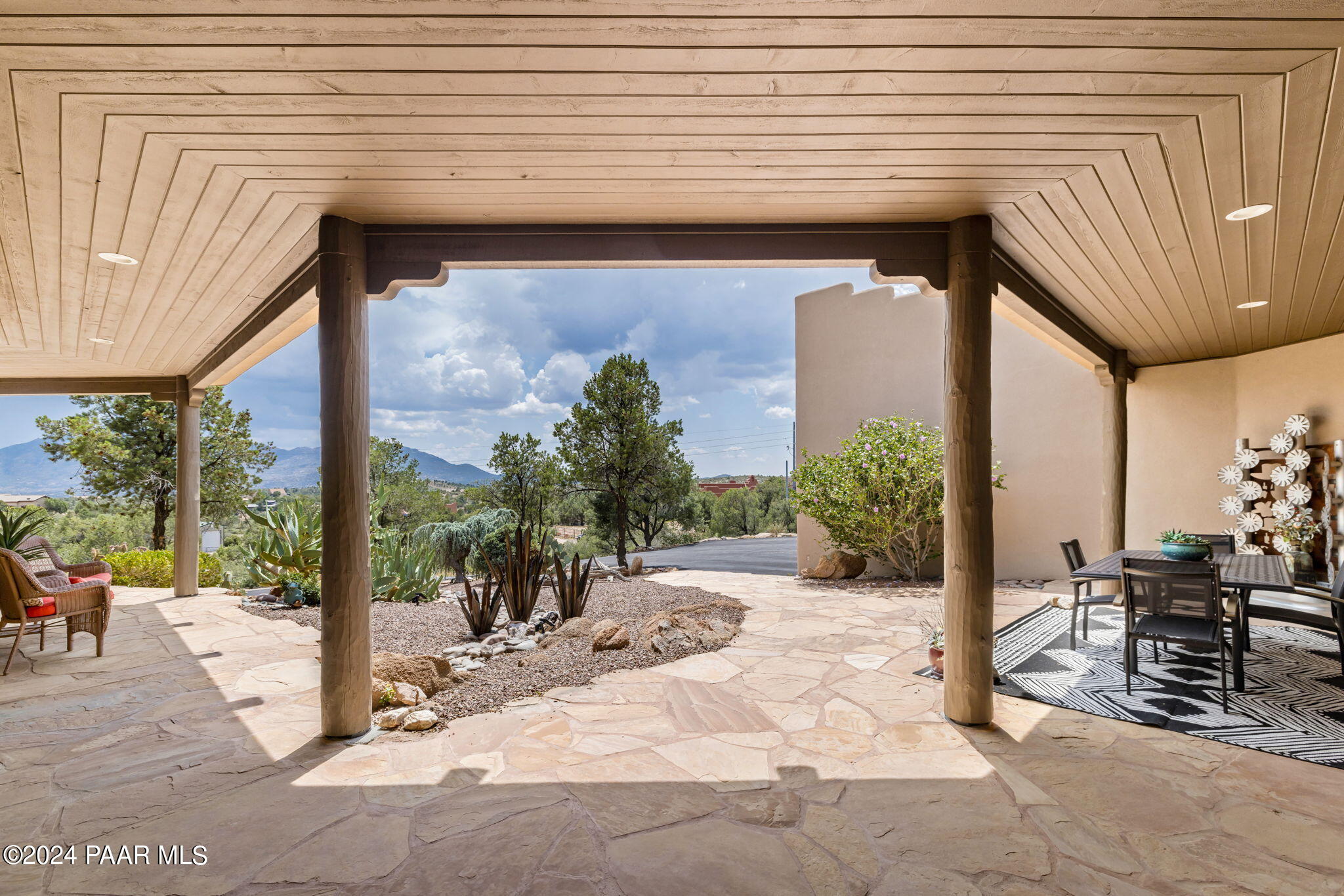 12565 N Flying Hawk Trail