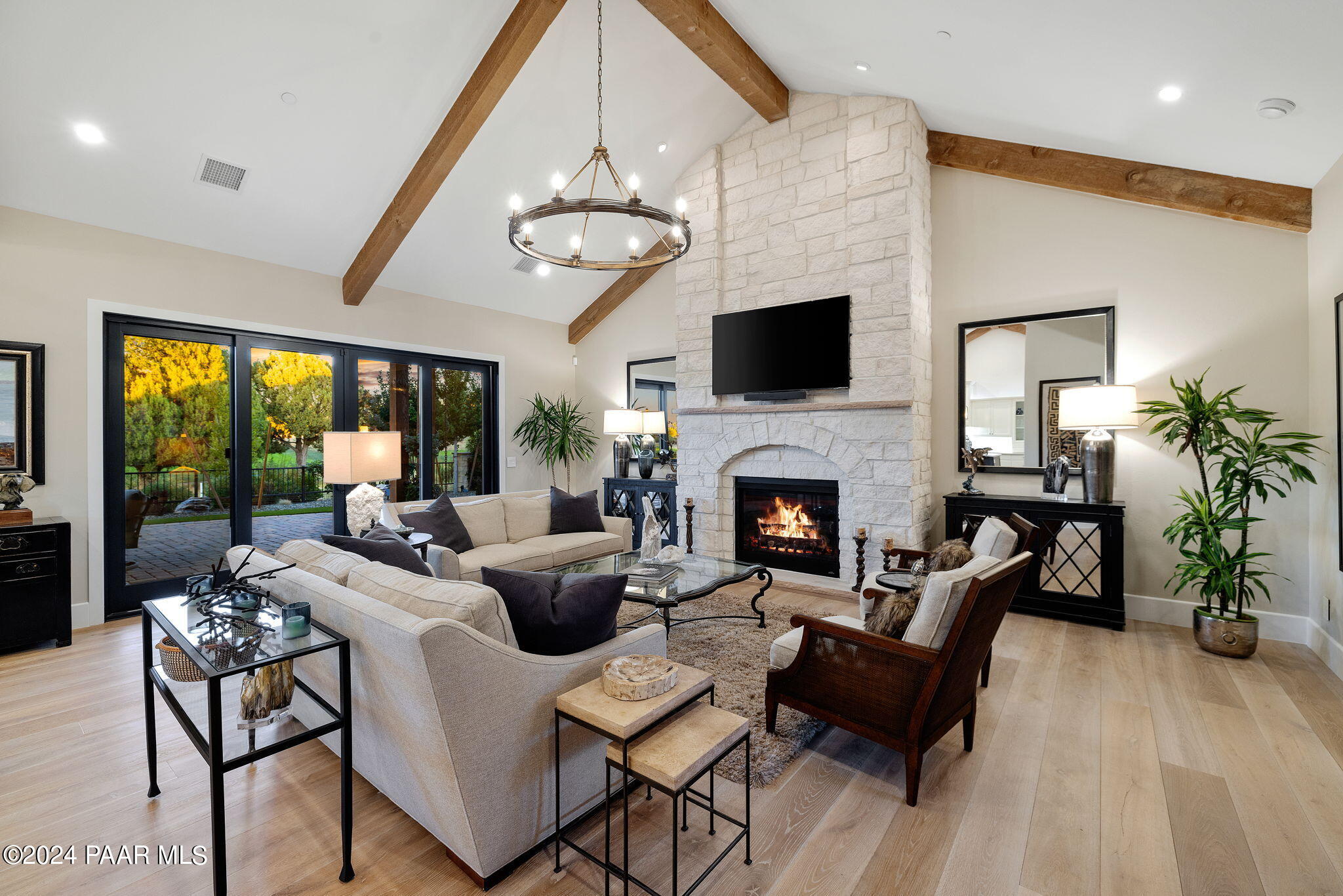 15425 N Badlands Circle