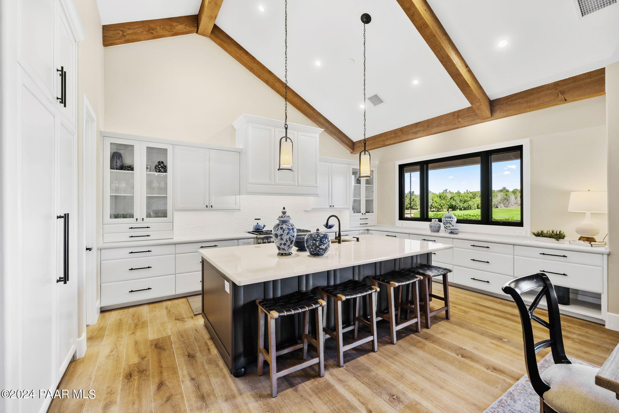 15425 N Badlands Circle