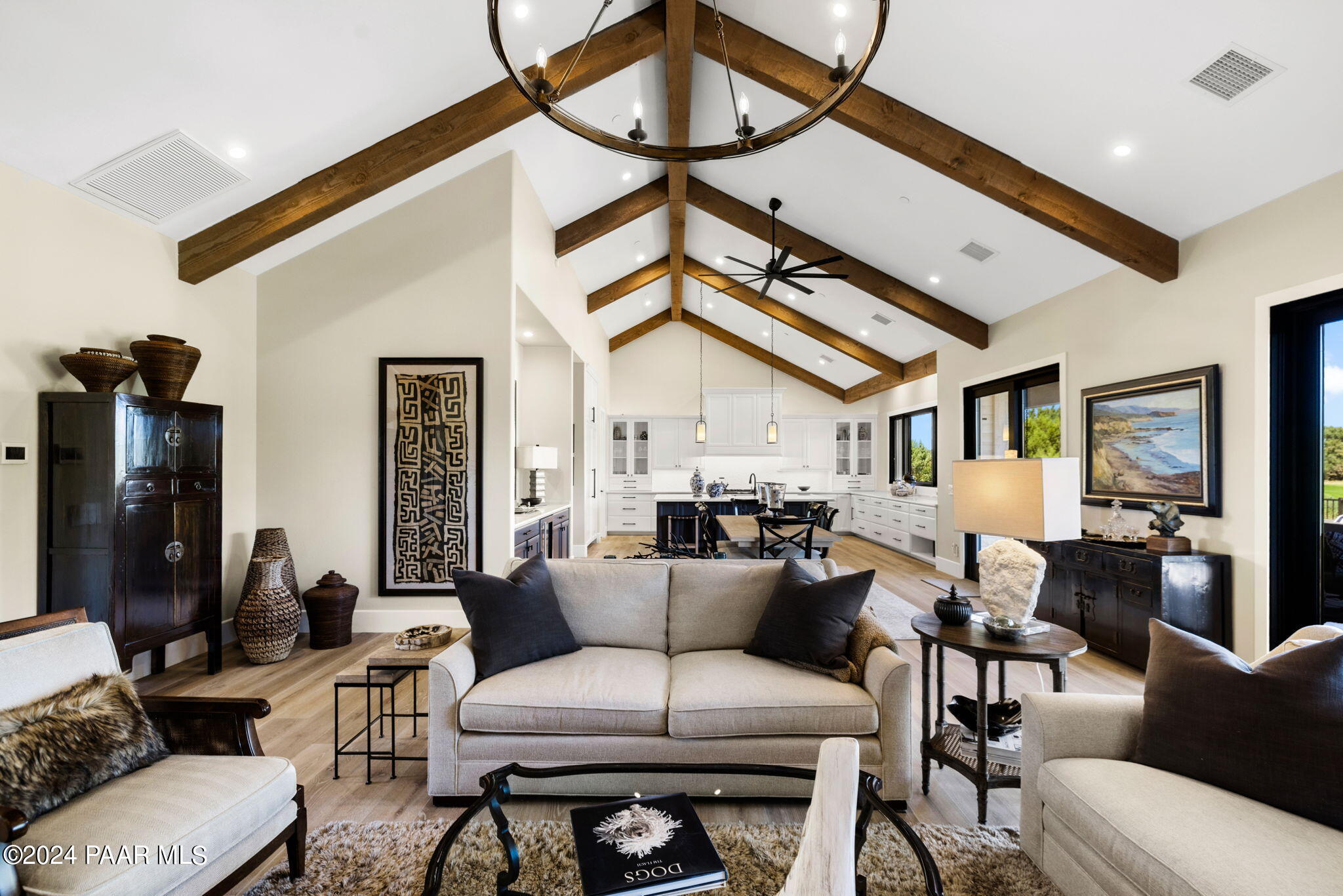 15425 N Badlands Circle