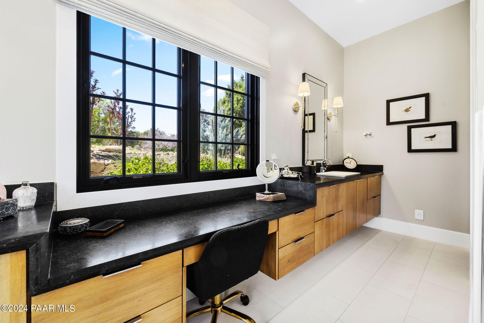 15425 N Badlands Circle