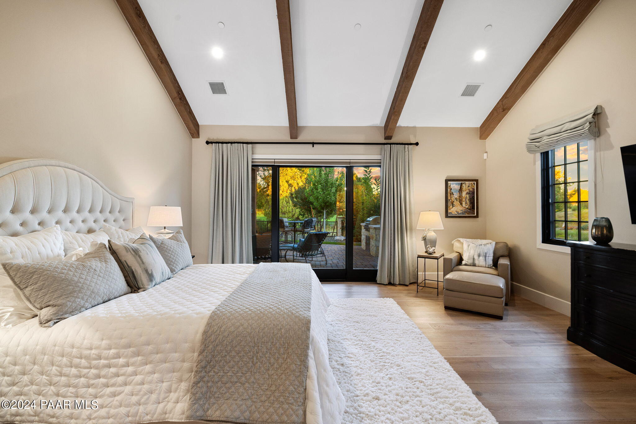 15425 N Badlands Circle