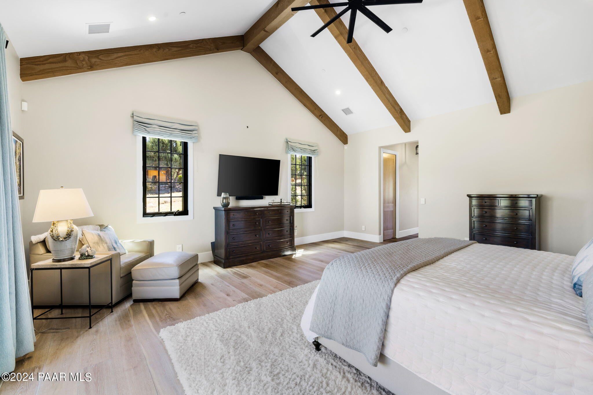 15425 N Badlands Circle