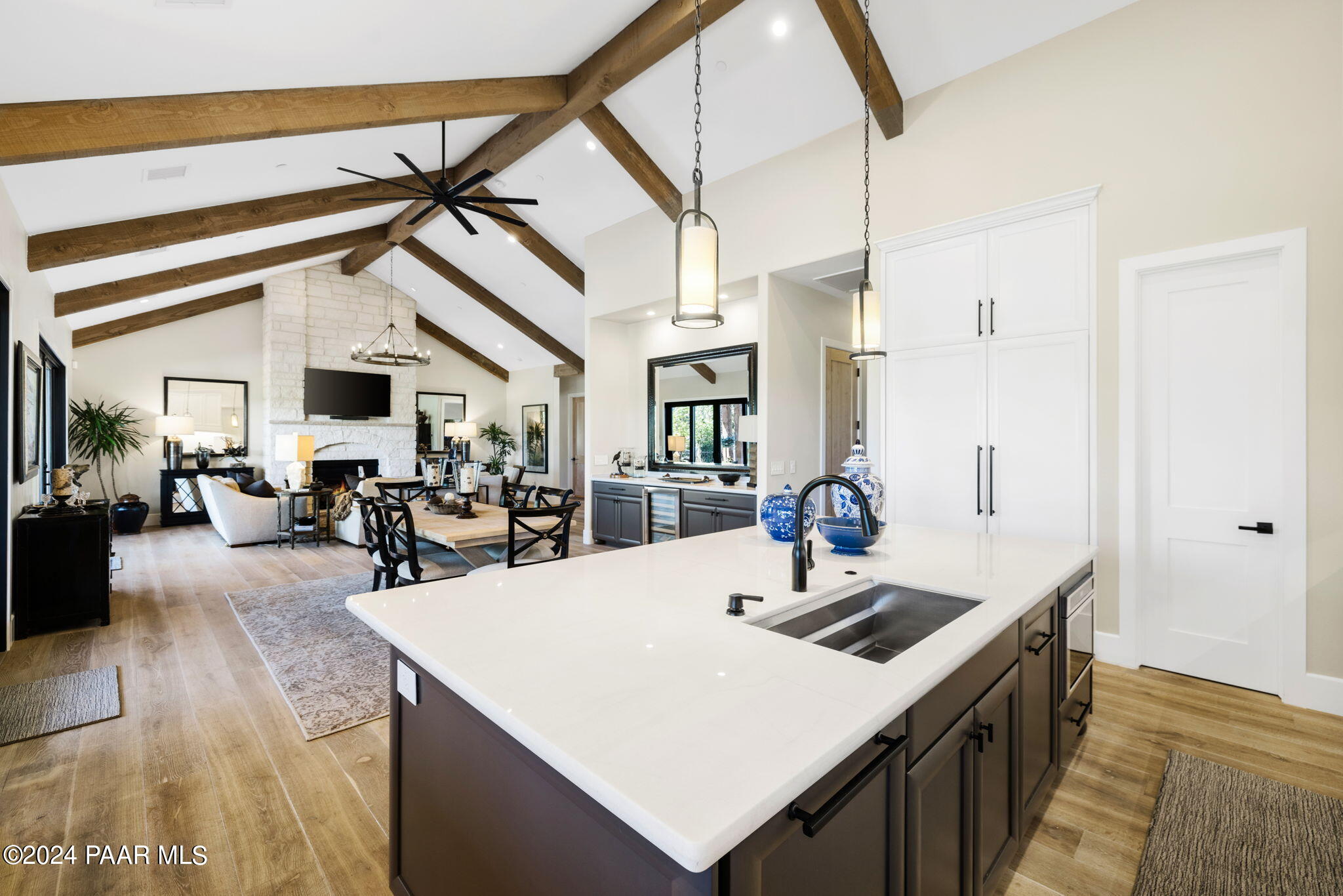 15425 N Badlands Circle