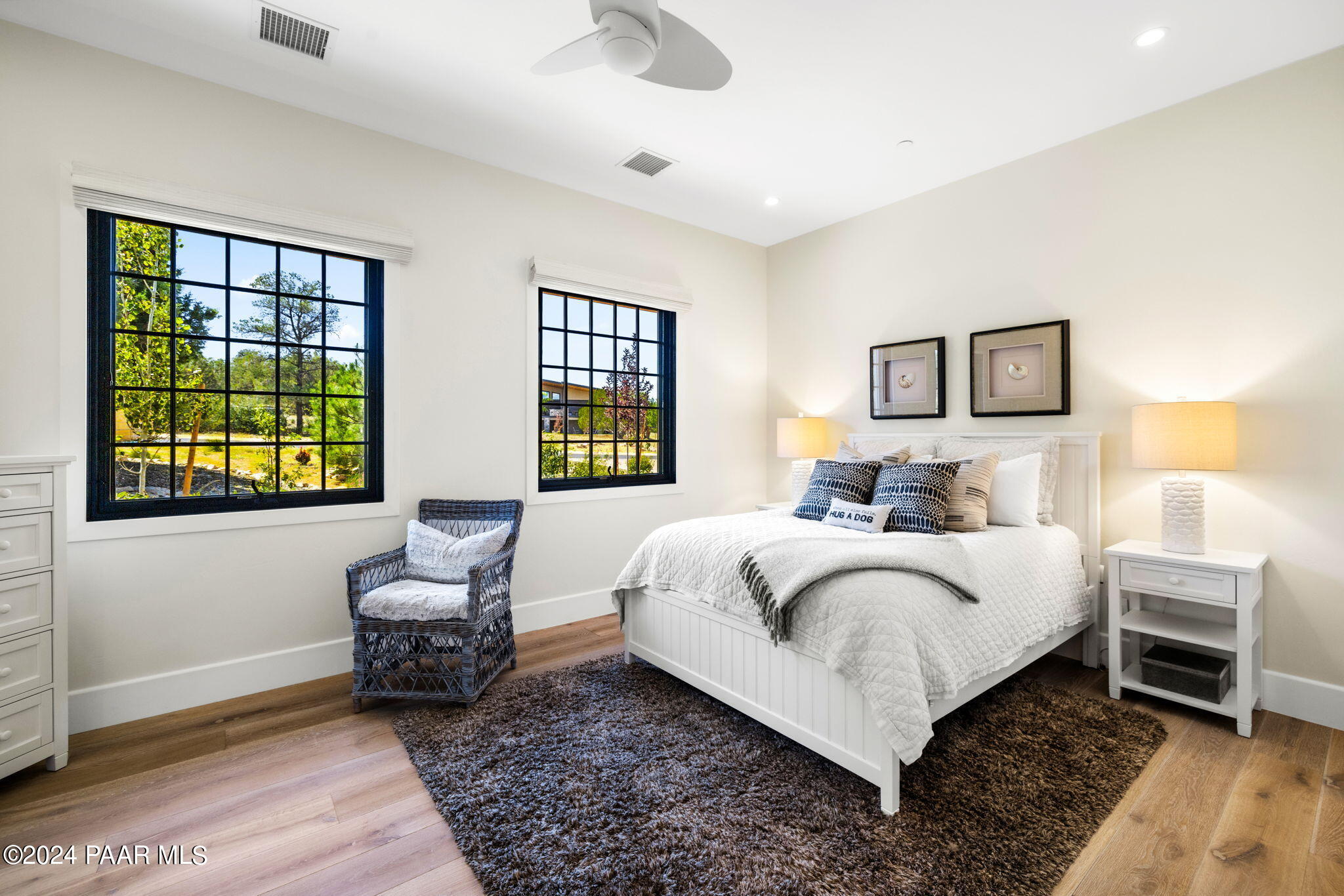 15425 N Badlands Circle