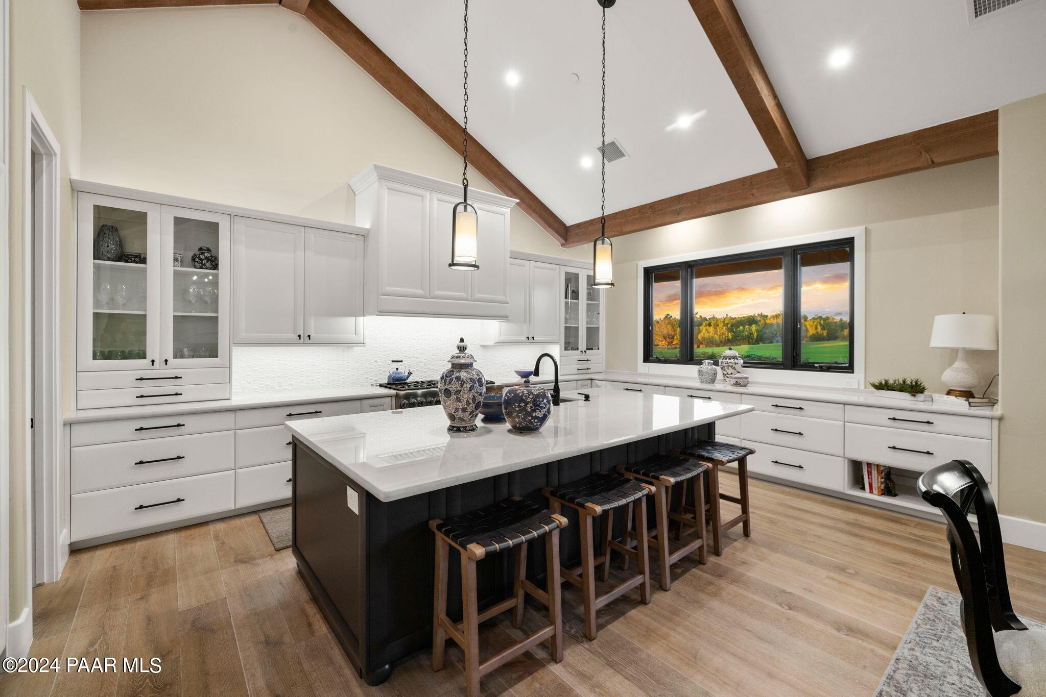 15425 N Badlands Circle