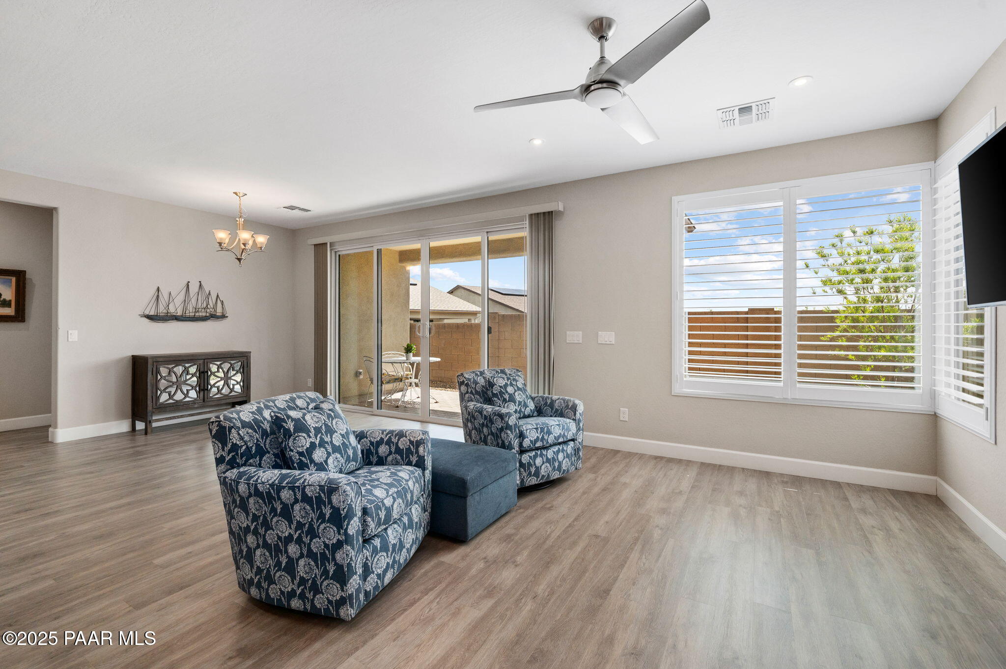 5253 Tranquil Bluff Way