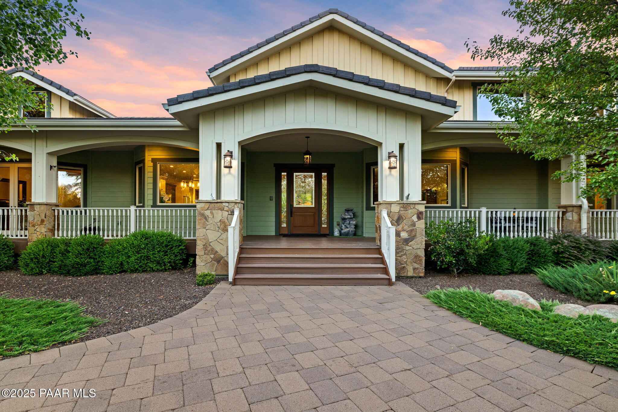 2469 W Post Oak Drive