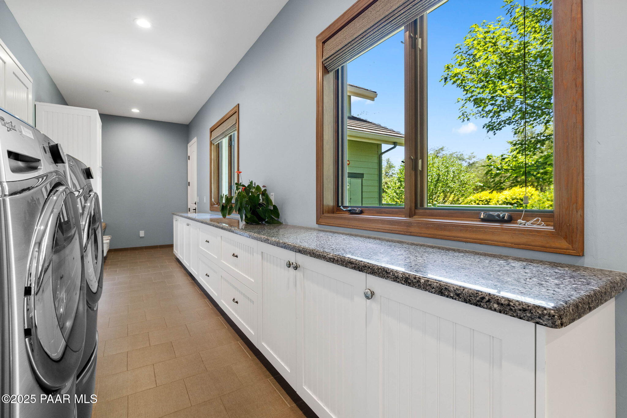 2469 W Post Oak Drive