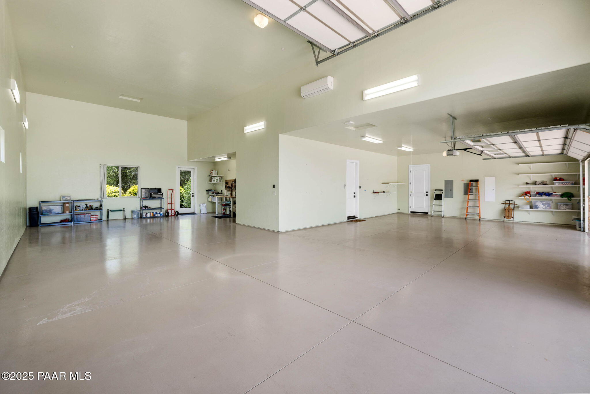 2469 W Post Oak Drive