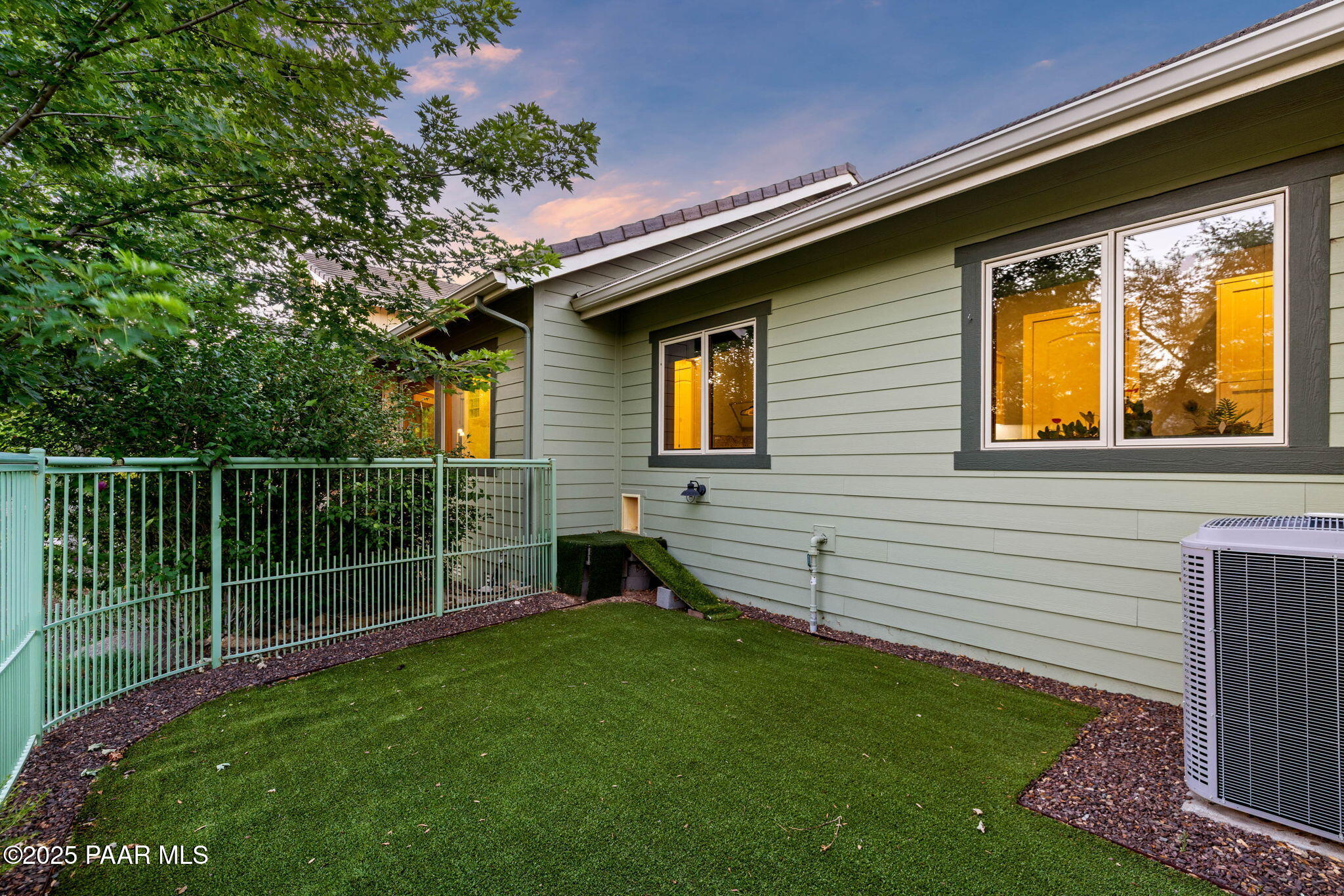 2469 W Post Oak Drive