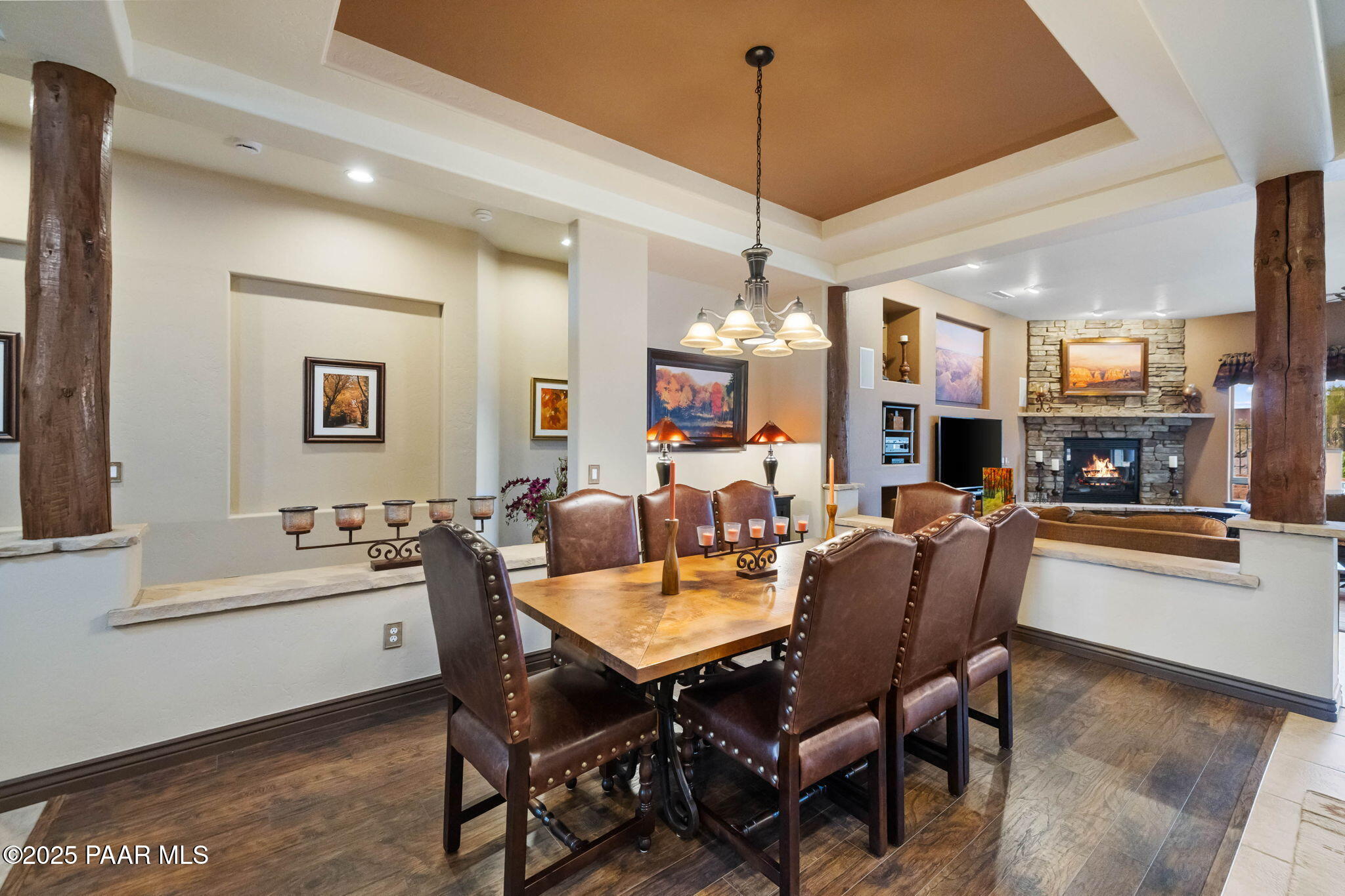 1976 Bloomingdale Drive