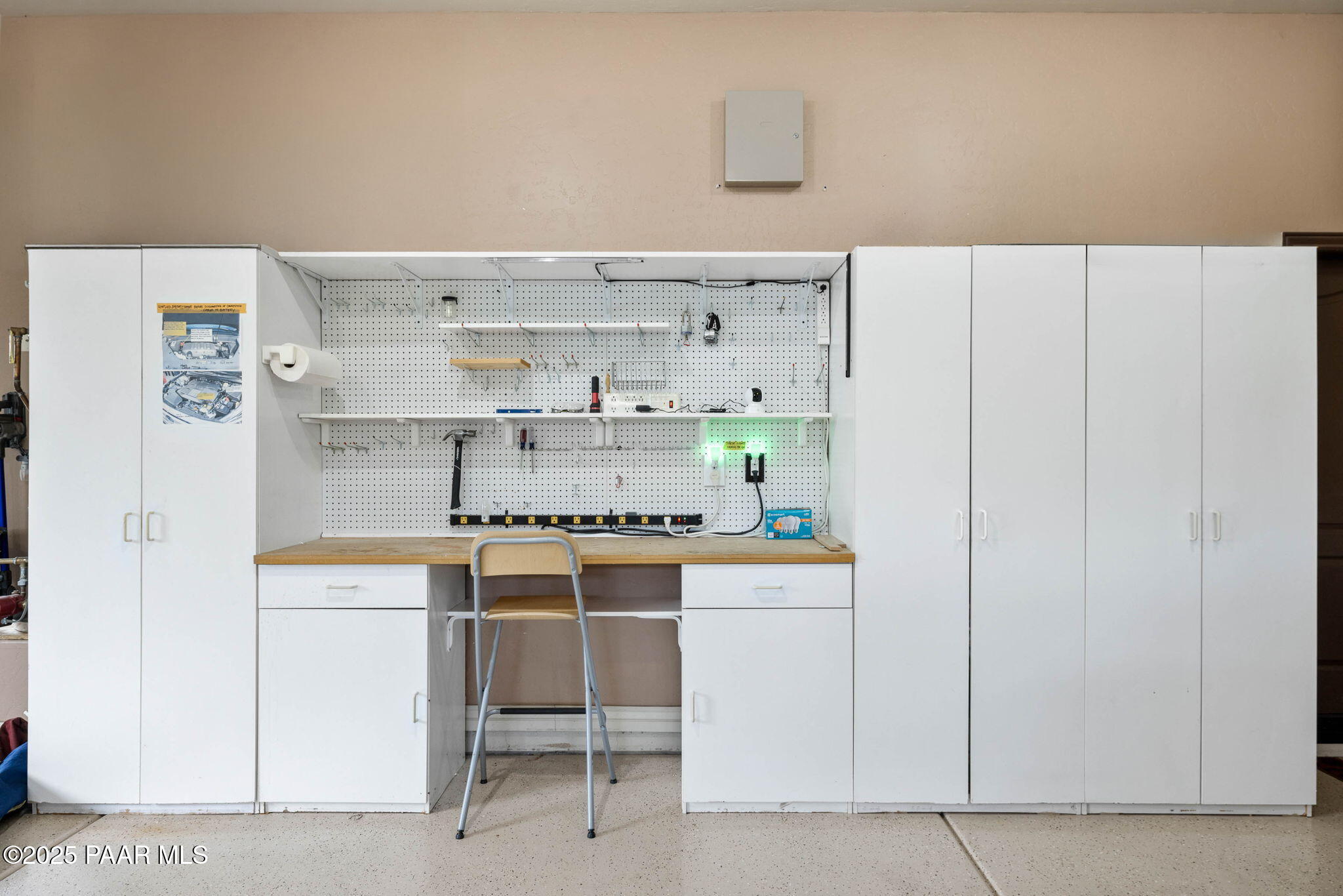 1976 Bloomingdale Drive