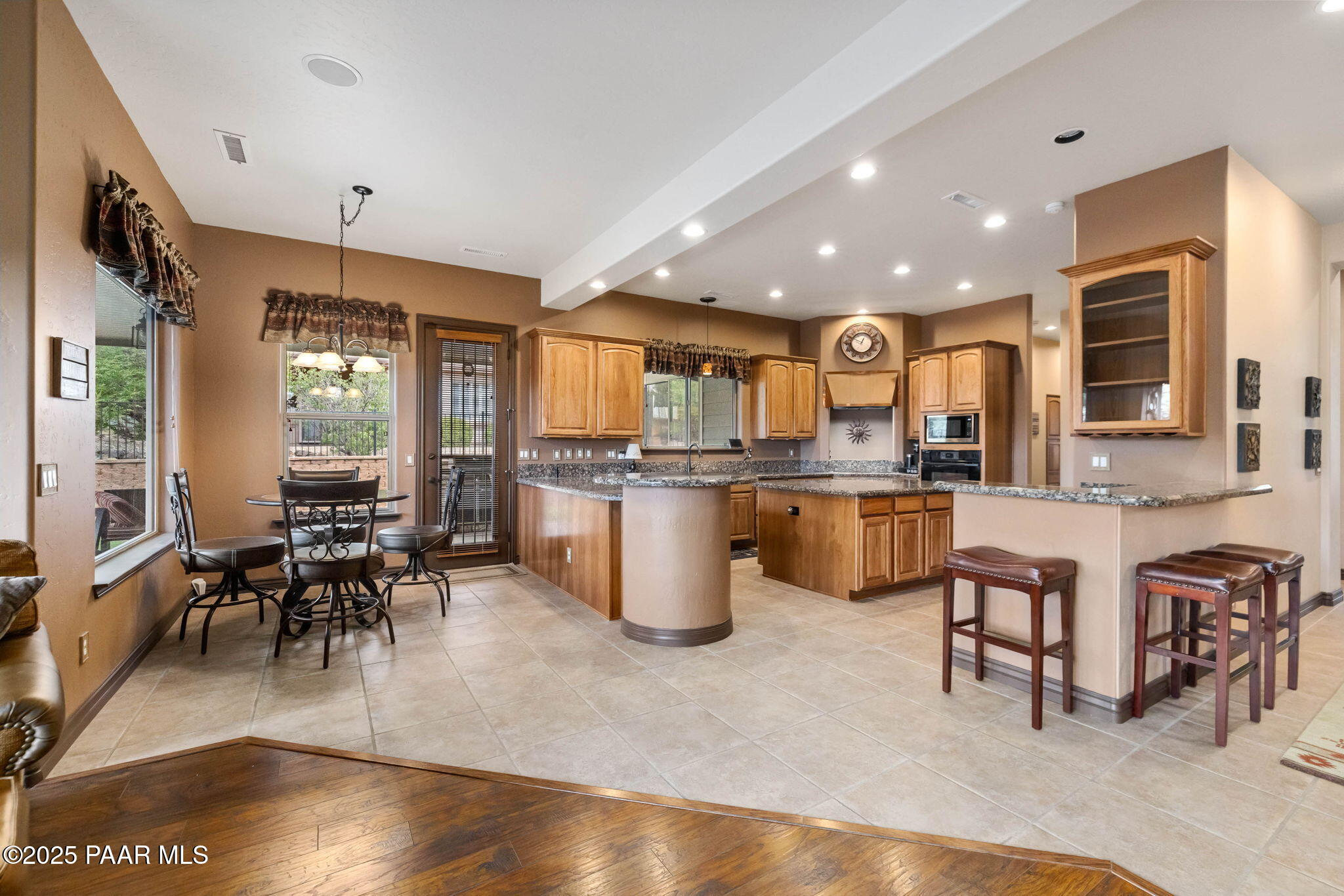 1976 Bloomingdale Drive