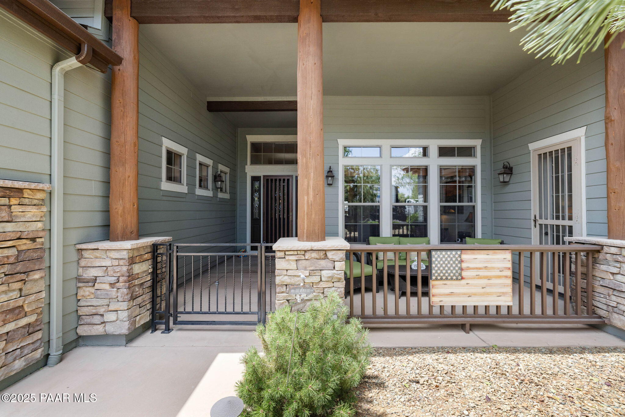 1976 Bloomingdale Drive