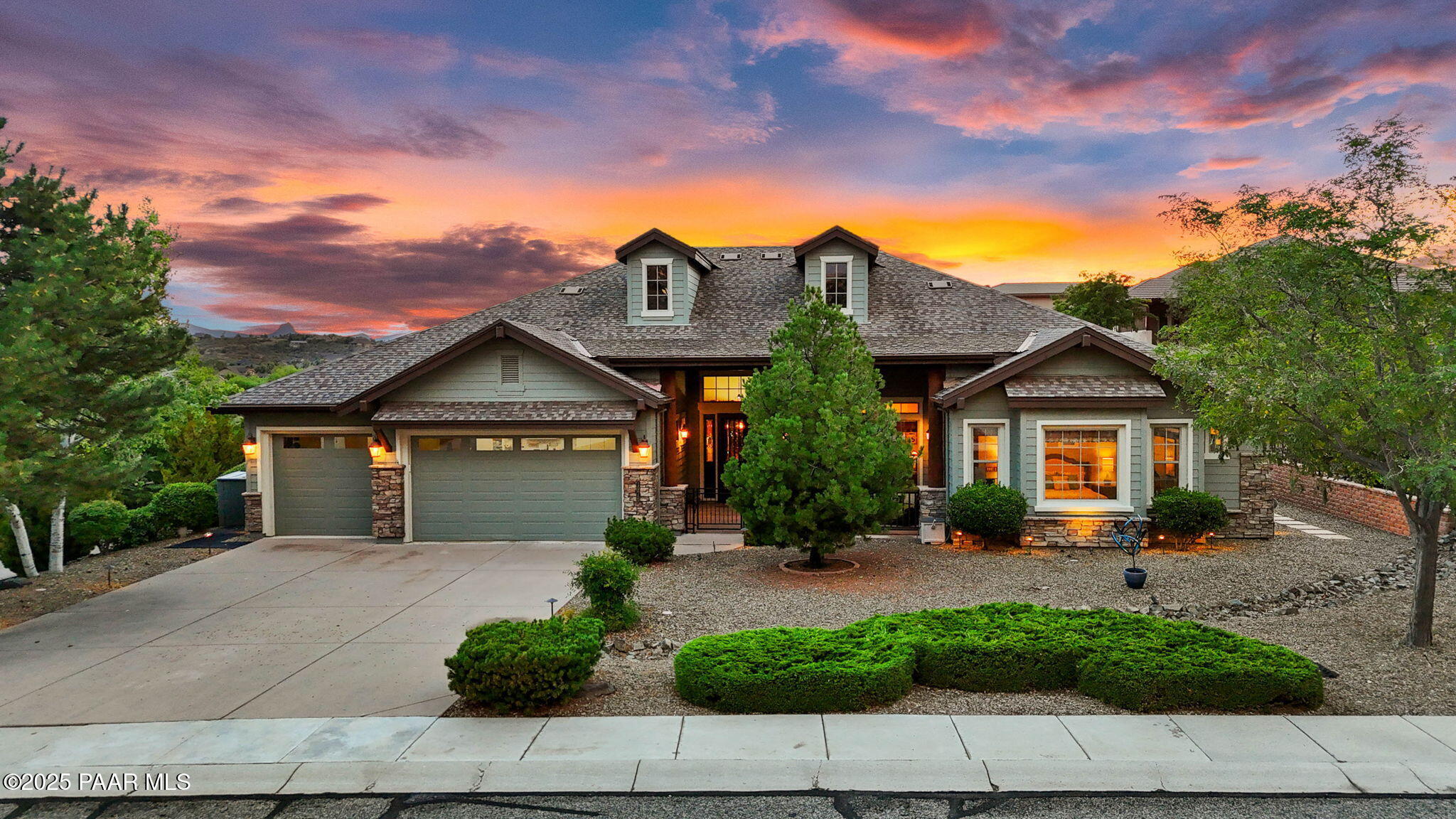 1976 Bloomingdale Drive