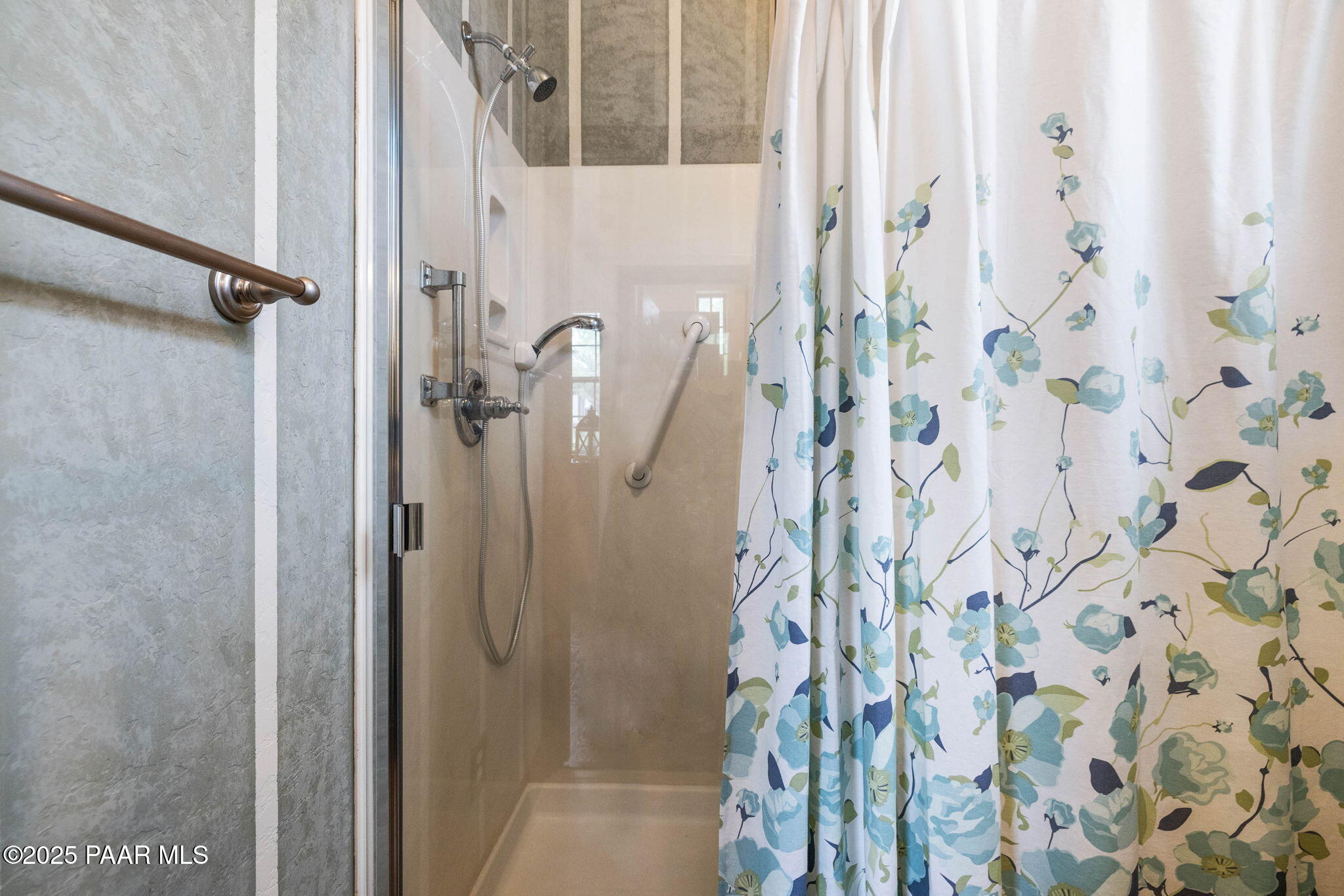 1976 Bloomingdale Drive