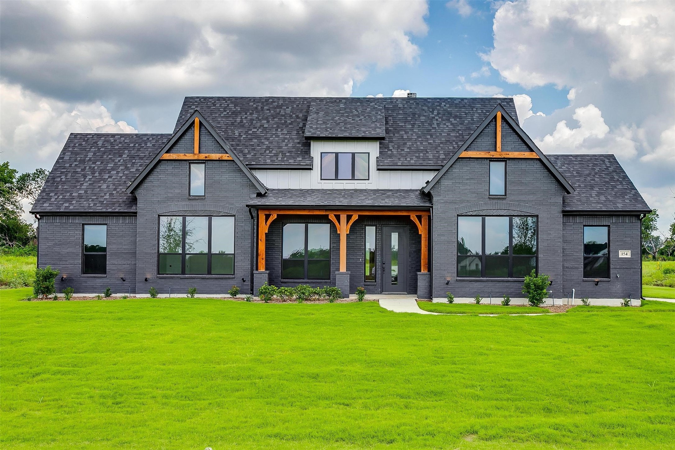 154 Aria Drive