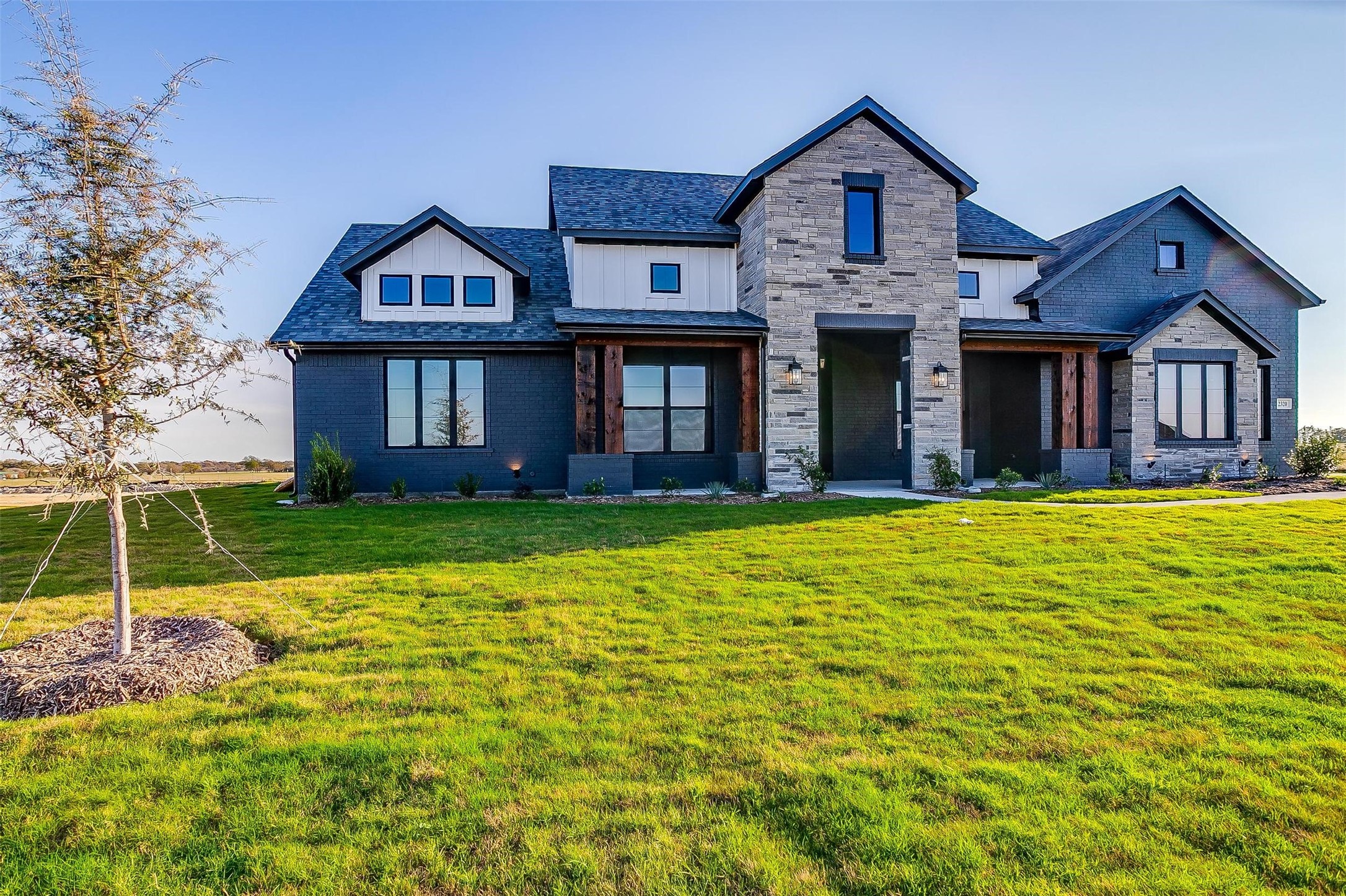 2320 Kinley Brook Drive