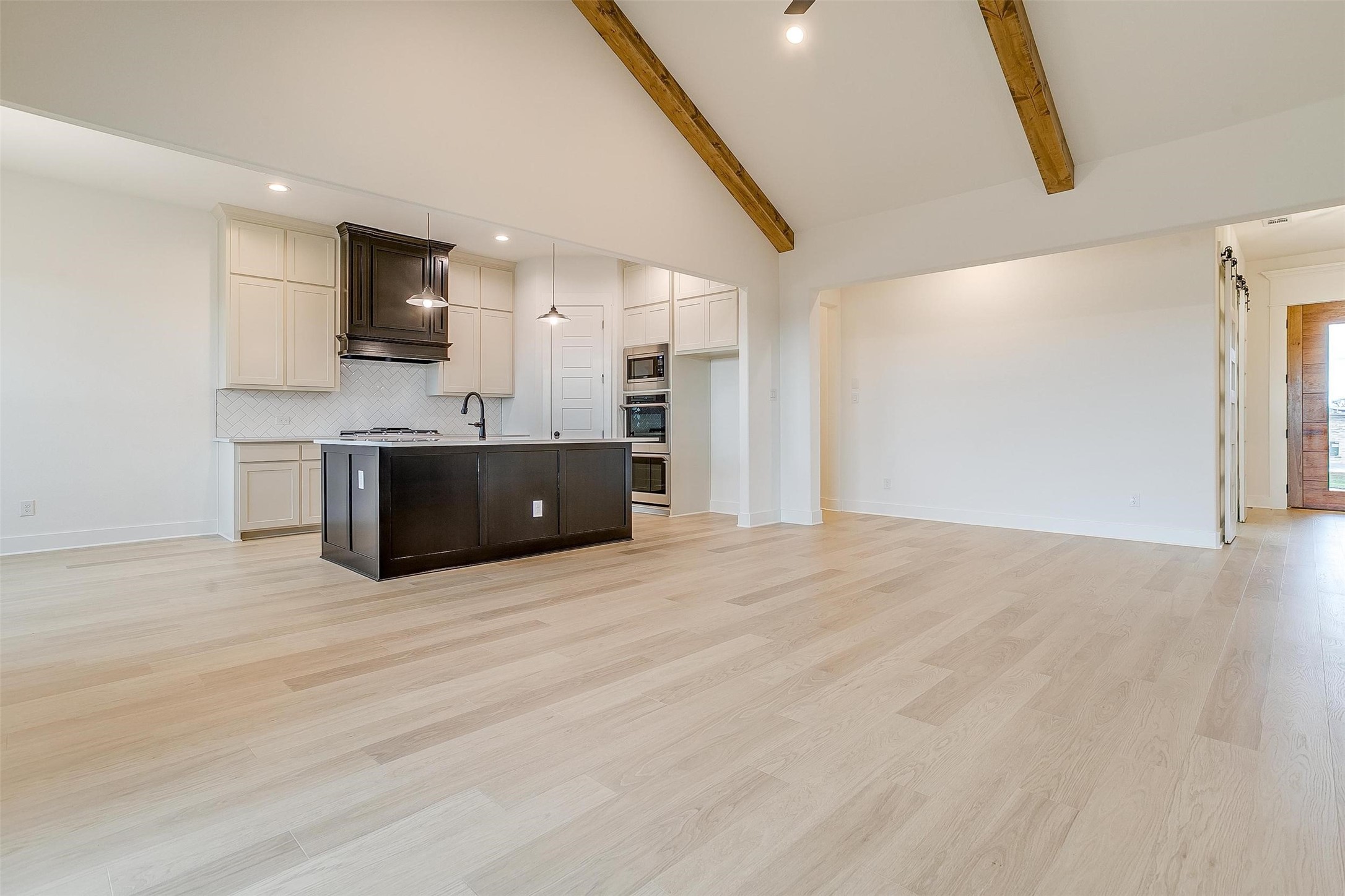 1221 Timber View Court