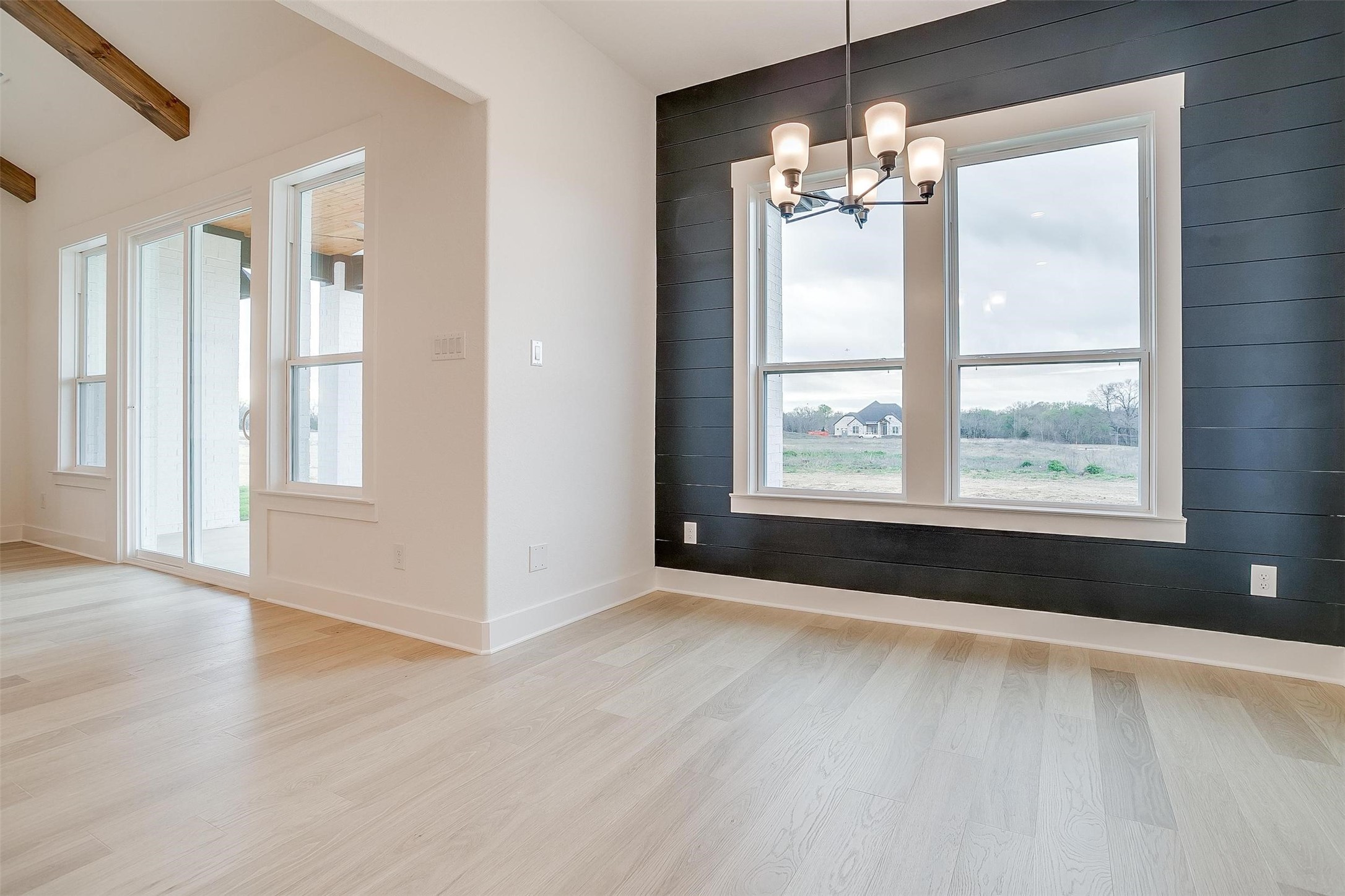 1221 Timber View Court