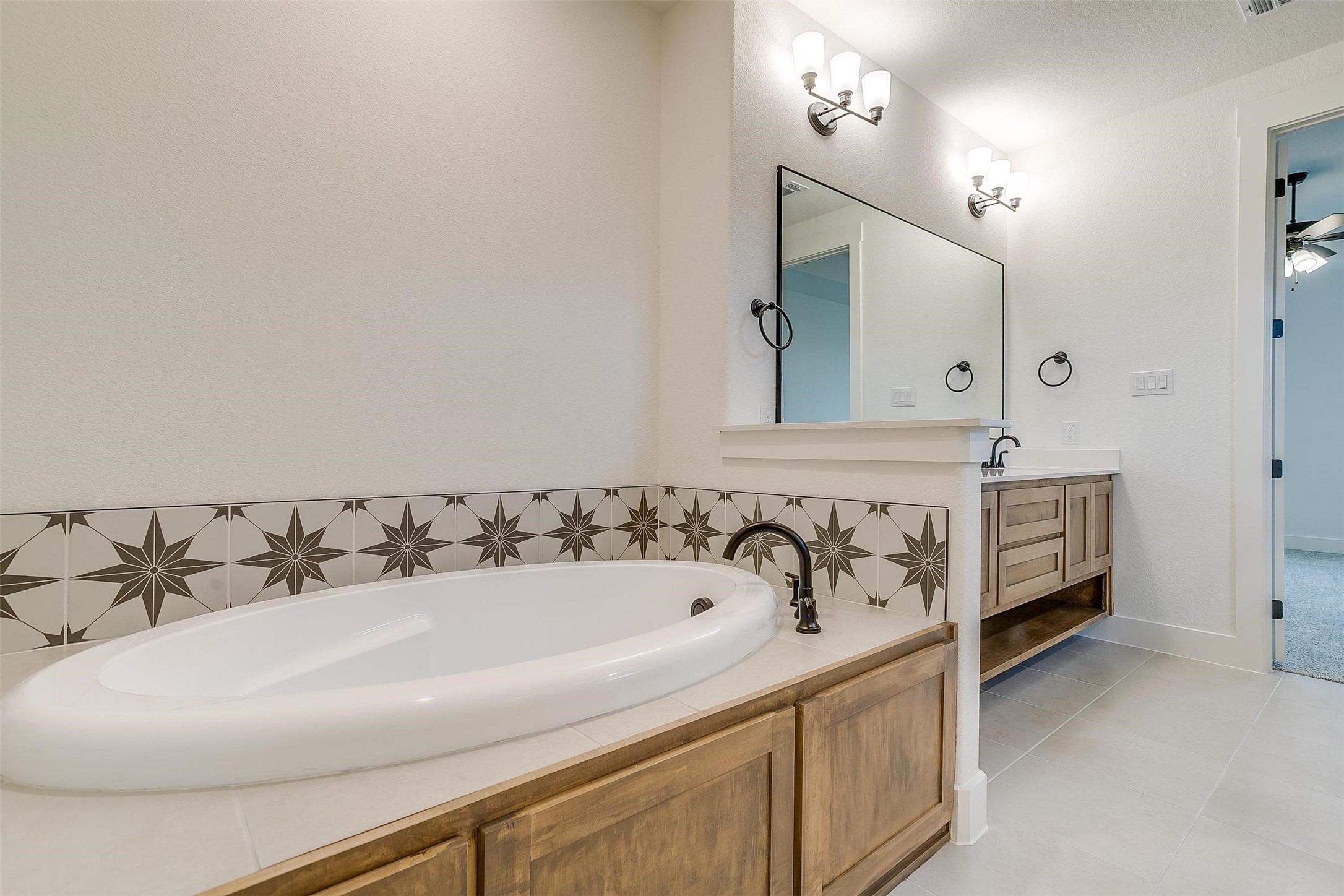 1221 Timber View Court