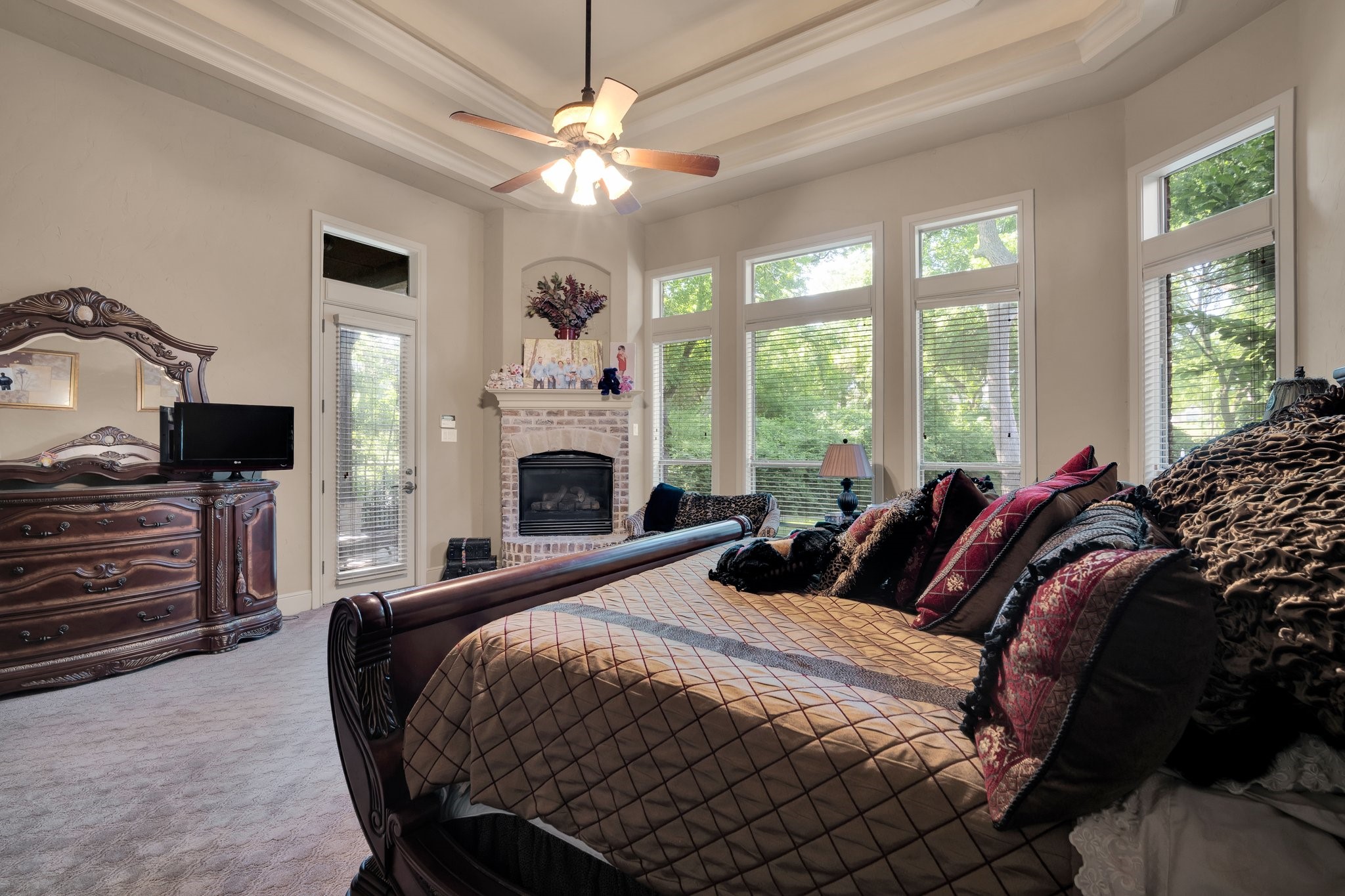4160 Stonewood Circle