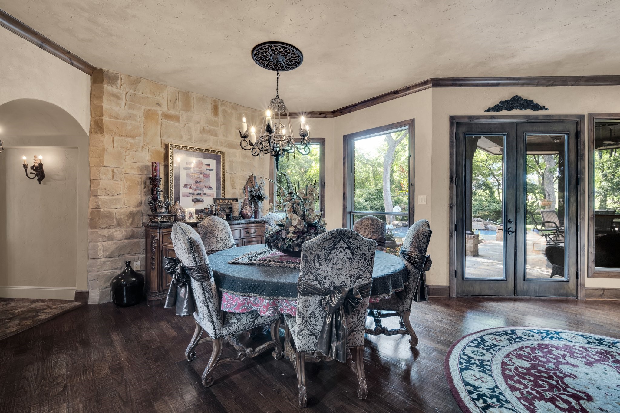 4160 Stonewood Circle