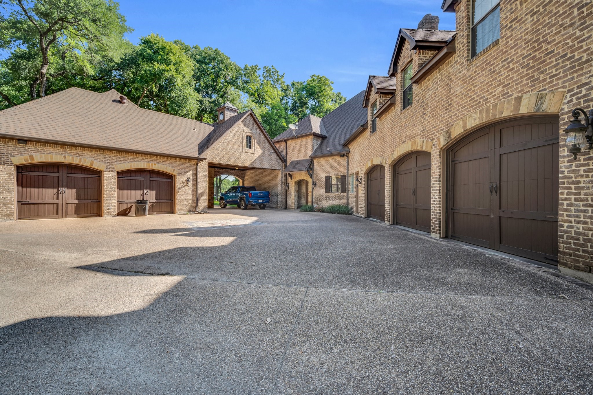4160 Stonewood Circle