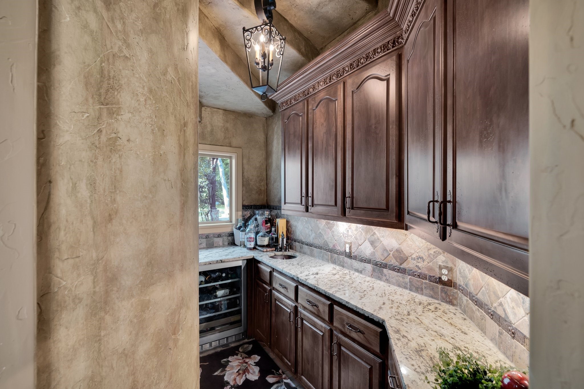 4160 Stonewood Circle