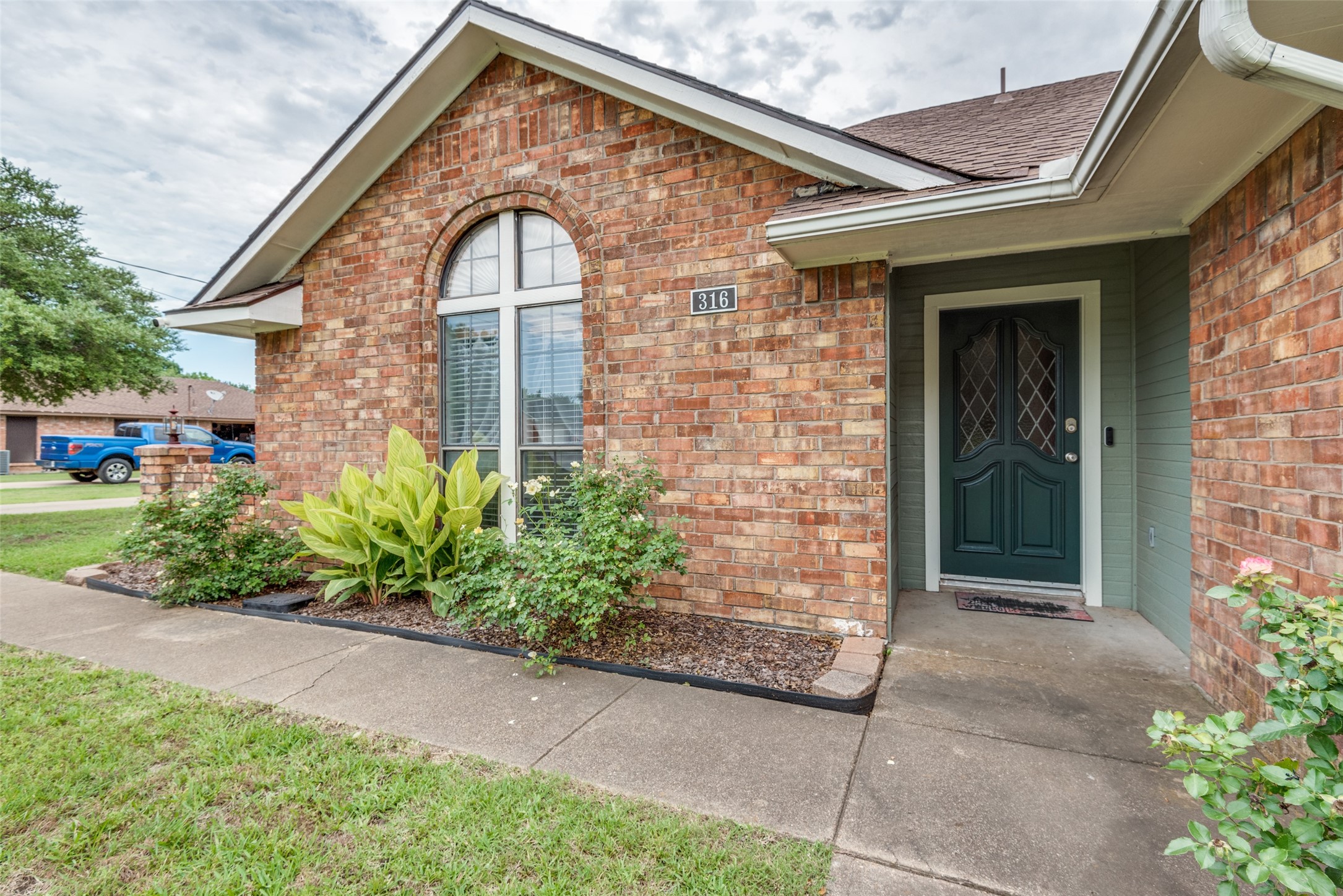 316 Clay Lane
