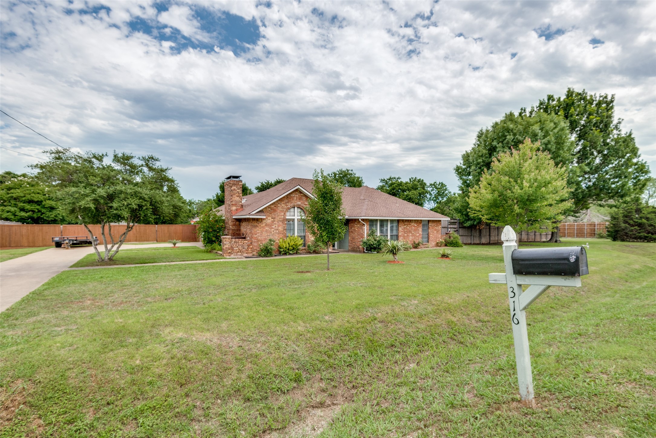 316 Clay Lane