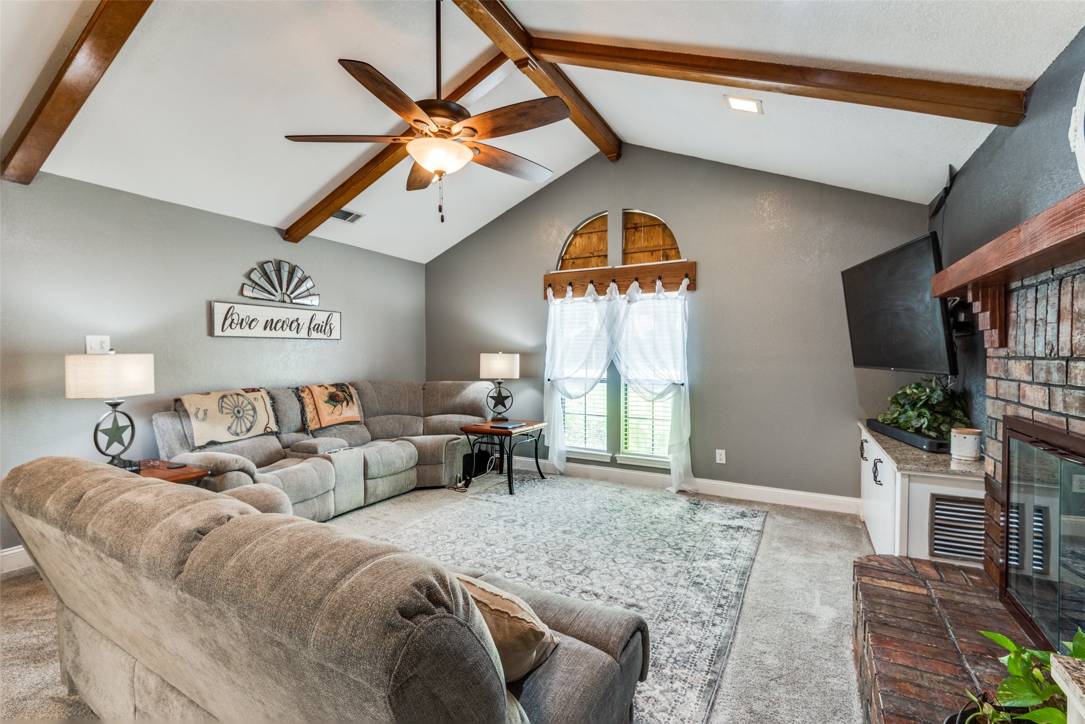 316 Clay Lane